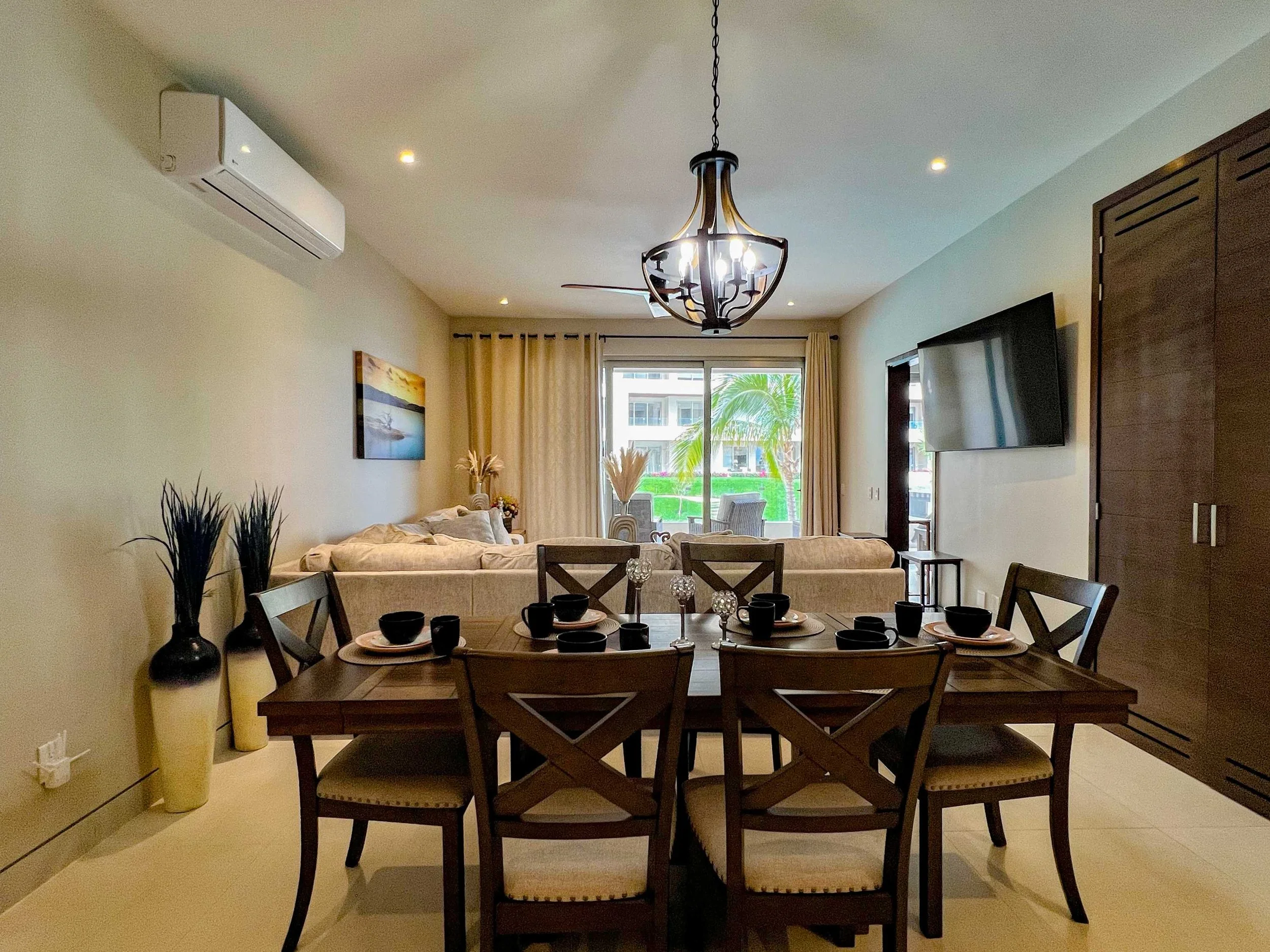 Vista vella lll 3Bed dining room.jpg