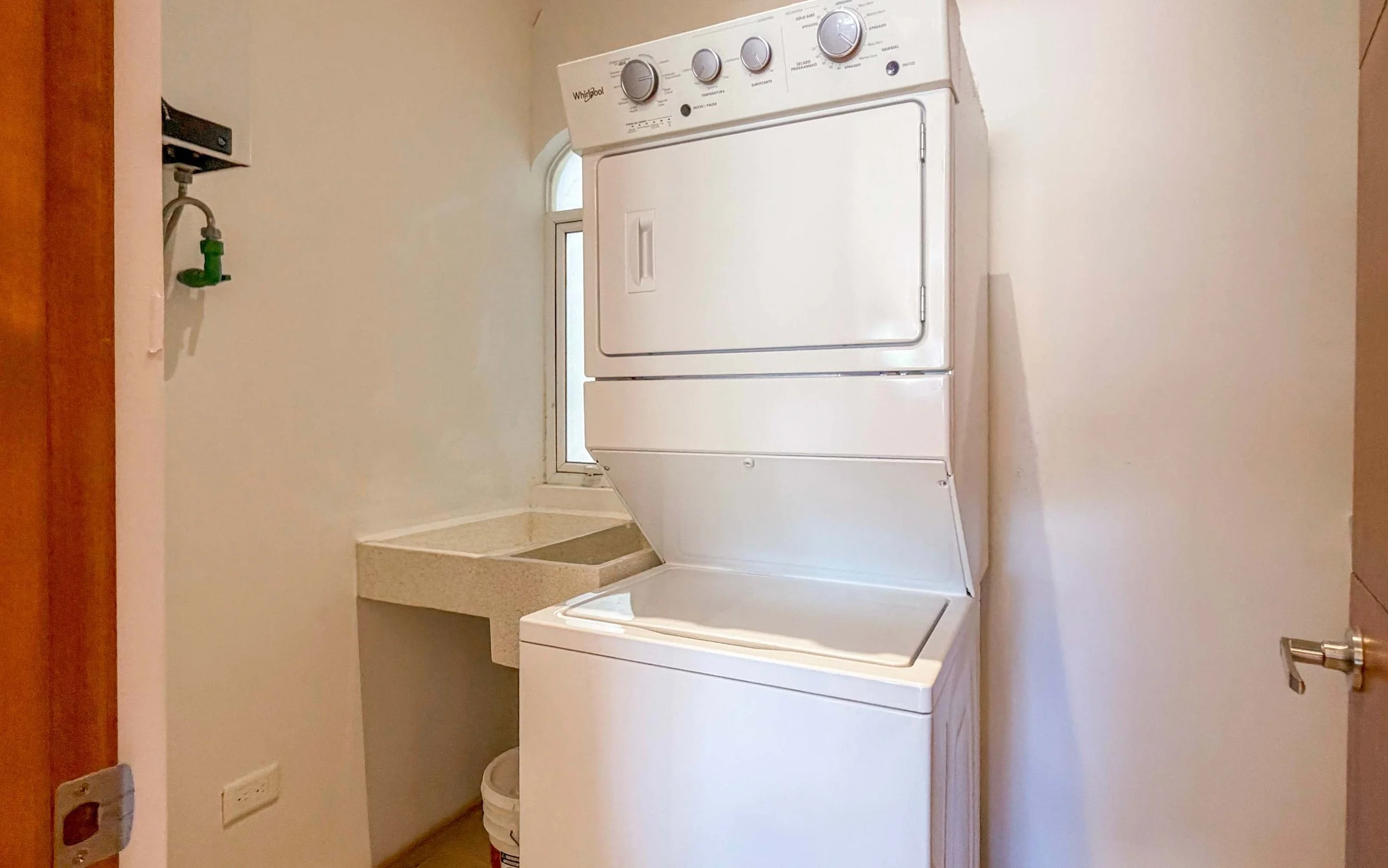 Tamar laundry room.jpg