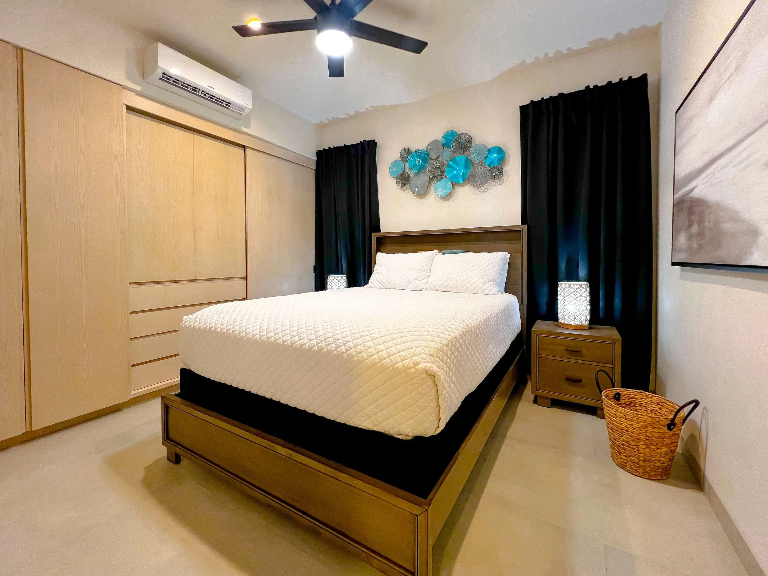 Vista real 302 bedroom 4.jpg