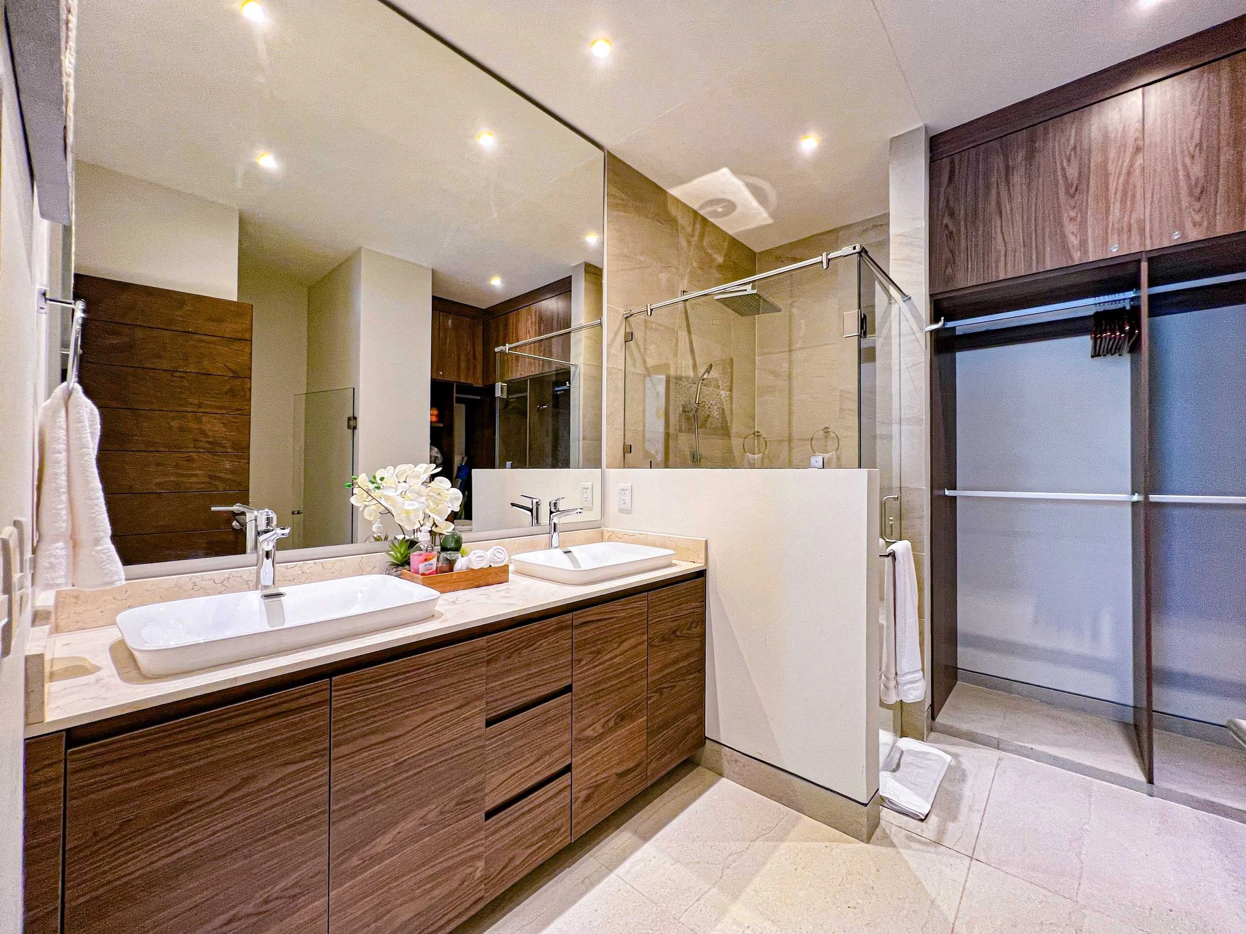 Vista vella lll 3Bed bathroom #2.jpg