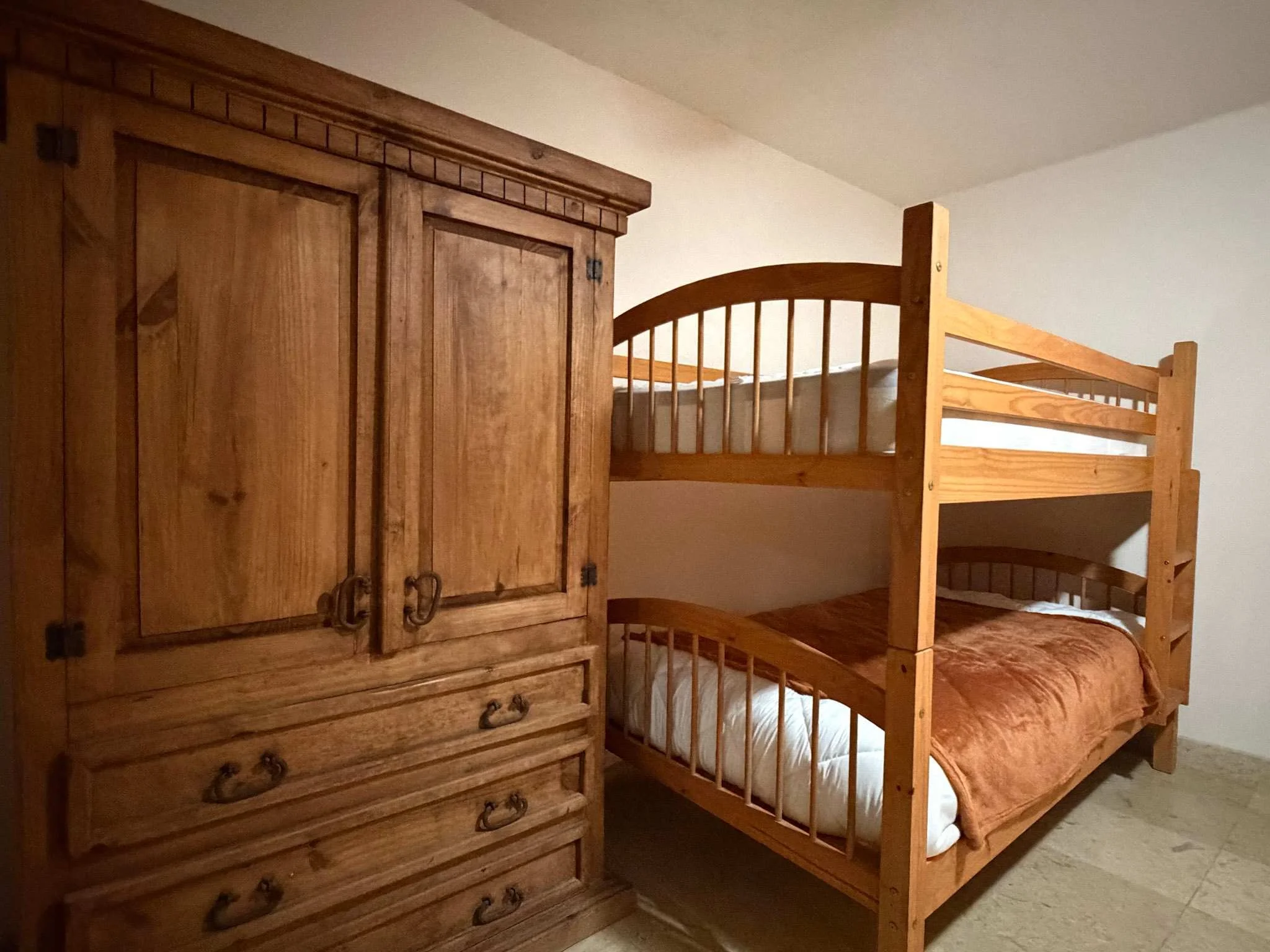 Pedregal bedroom #3.jpg
