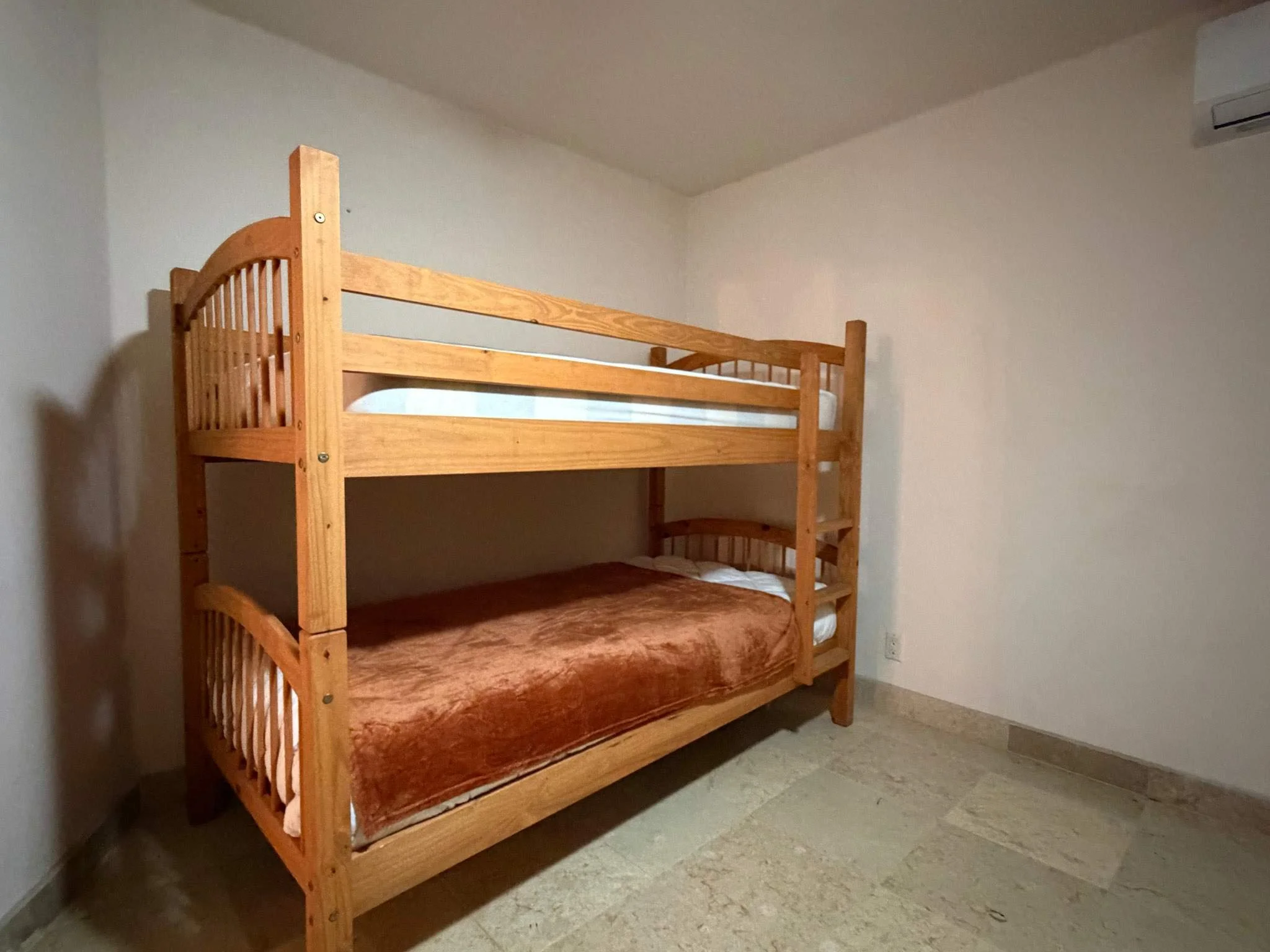 Pedregal bedroom #4.jpg