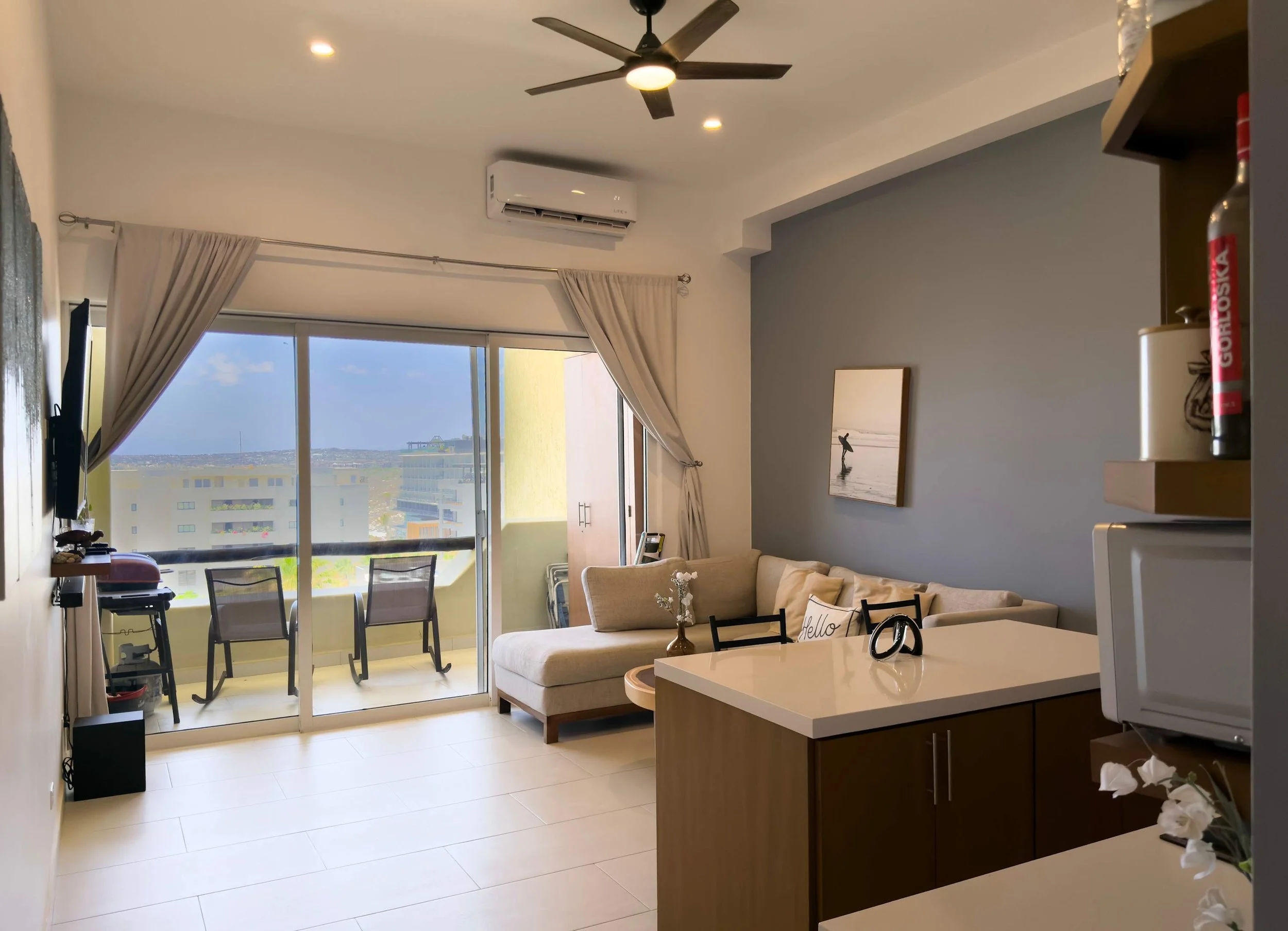 misiones 7411 kitchen 2.jpg