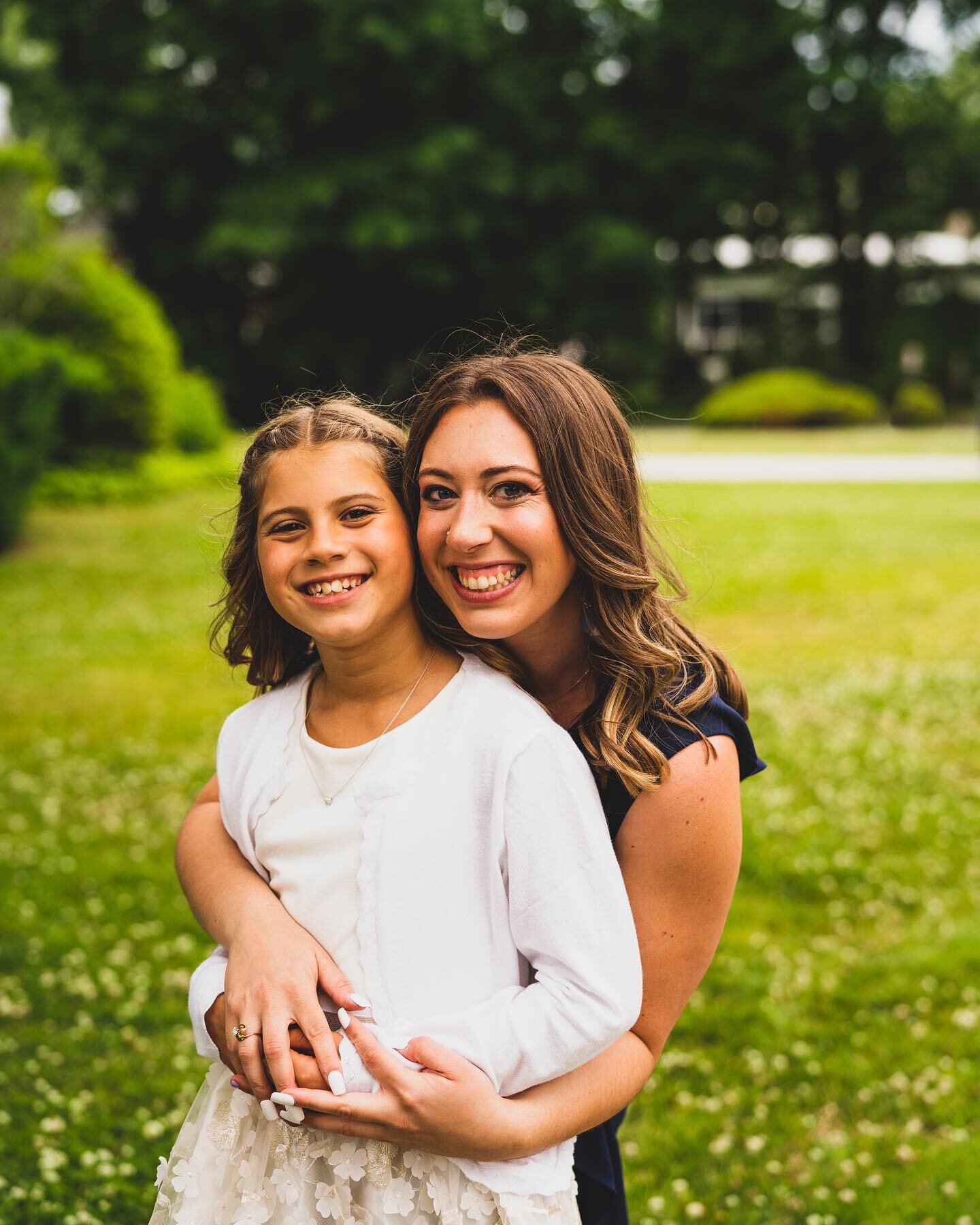 A fun fact about me: I have 2 sets of twin cousins and BOTH of them had their B&rsquo;nai Mitzvahs this year! It was a nice change getting to be a guest at the events instead of the photographer, and I loved getting to spend time with my family. Thes