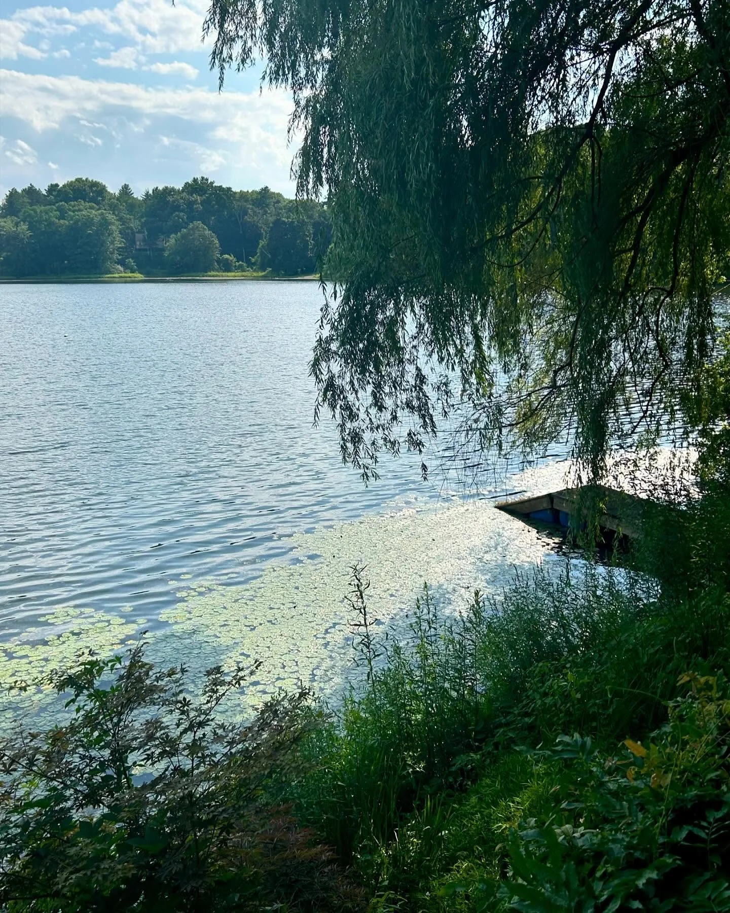 enjoying my hudson breaks with mates | 
.
.
.
.
.
.