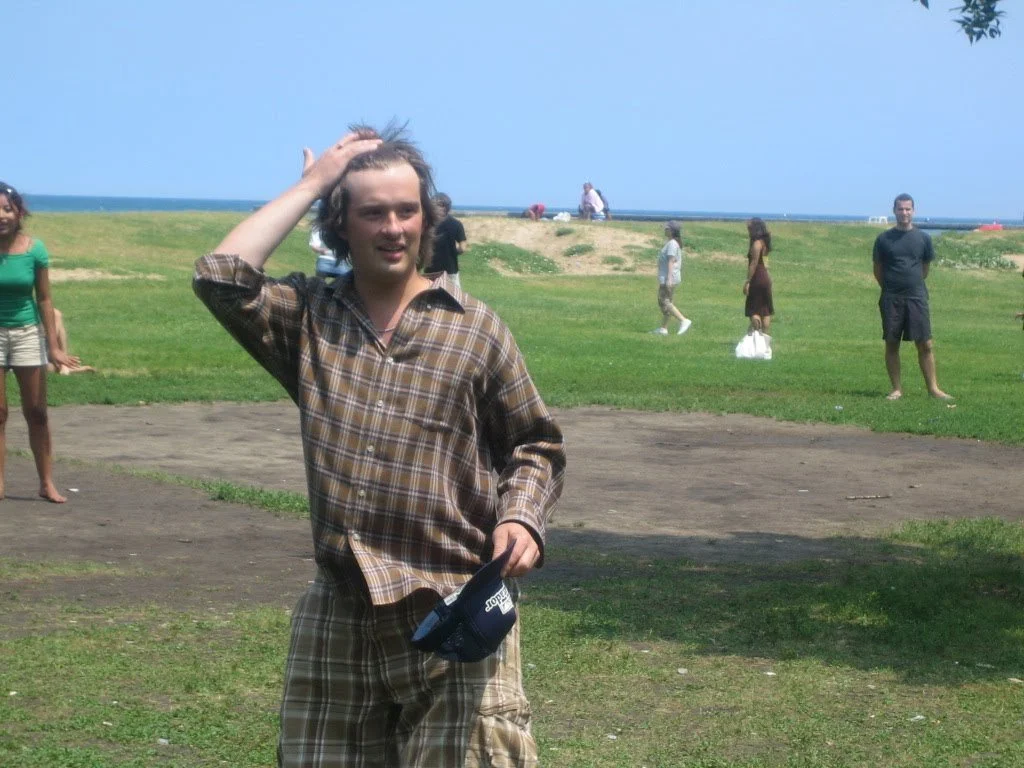 A pre-beard Steve at Field Day. Yum!