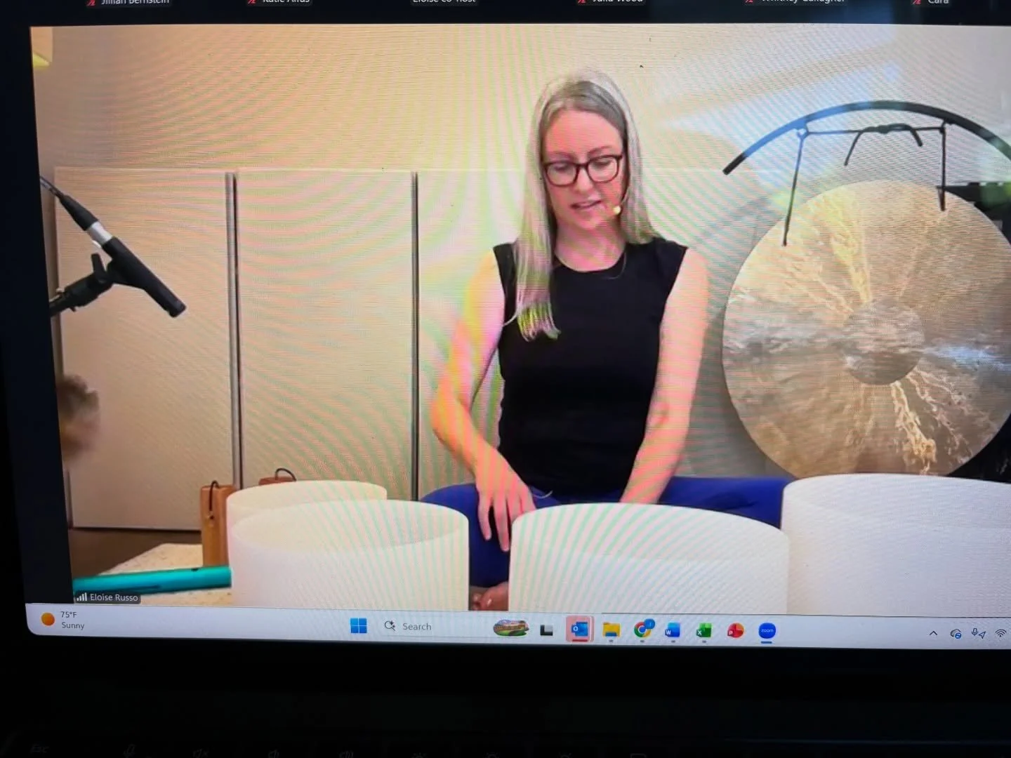 Another amazing well-being at work collaboration. 🌟

Today for our mindful well-being break at lunch, @eloiserusso led my client&rsquo;s team in a restorative sound bath. What made it fun and unique was the bowls and chimes creating an incredibly re