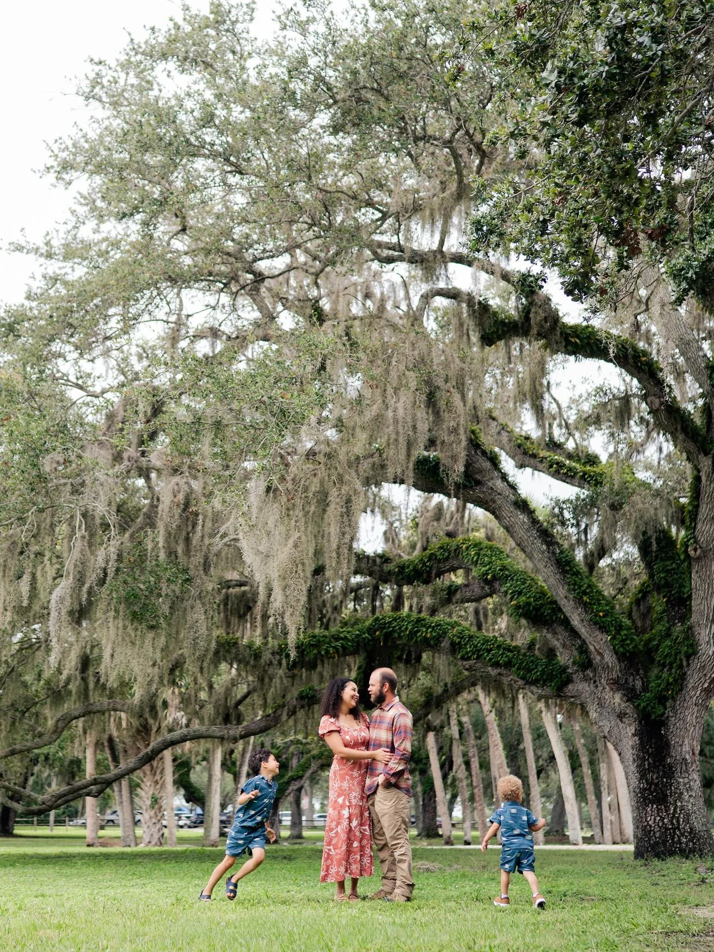 From proposal and engagement photos to now two kiddos running around during our sessions, it has been an honor to capture these special moments for this beautiful family ☺️