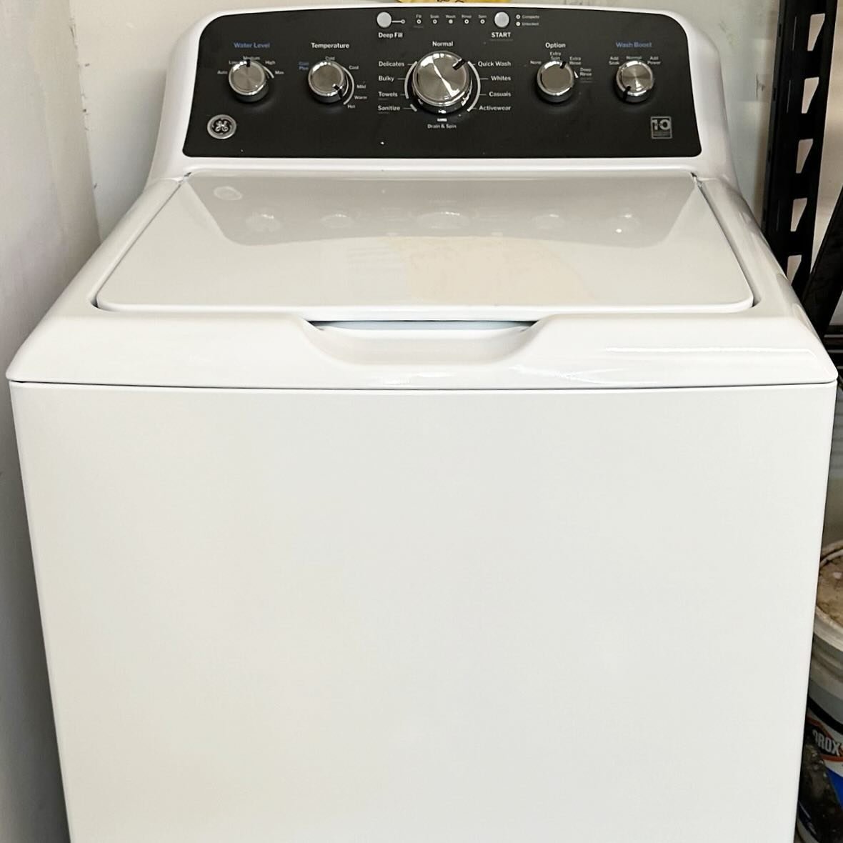 The new washer has arrived 🤩 With 1,200+ showers taken in 2024 so far, we are grateful for our generous supporters jumping in to keep this program running smoothly 🧼 #homestartshere