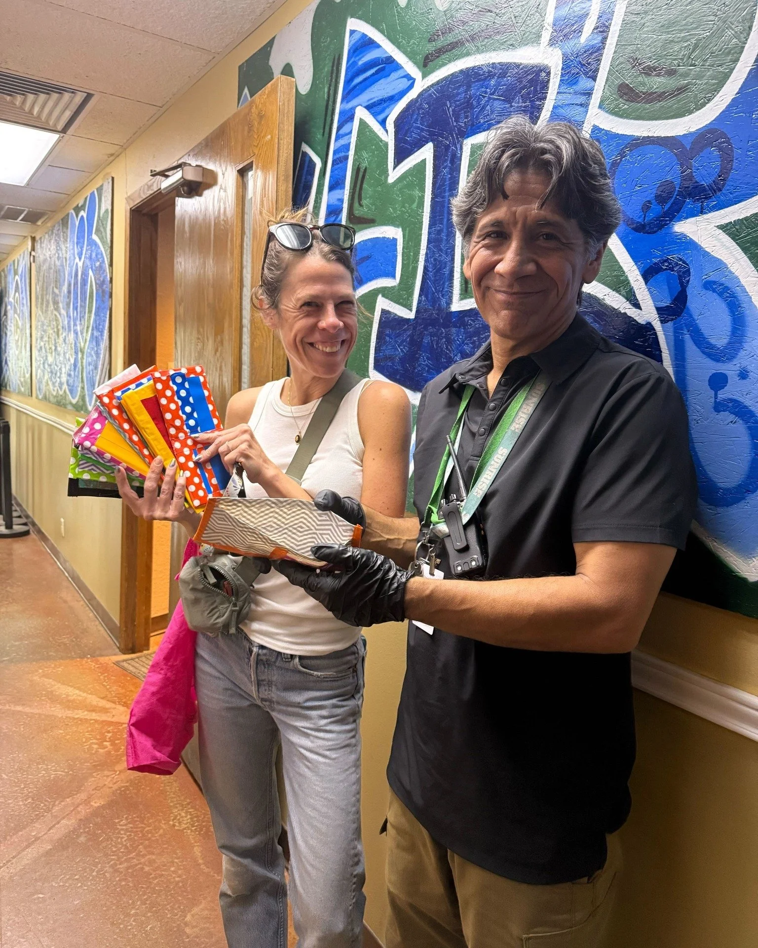 Thank you to @generationserve children and families for making durable duct tape wallets for our clients 🎁

People experiencing homelessness often lack a safe place to store documents, making them highly susceptible to loss, destruction, and theft.

