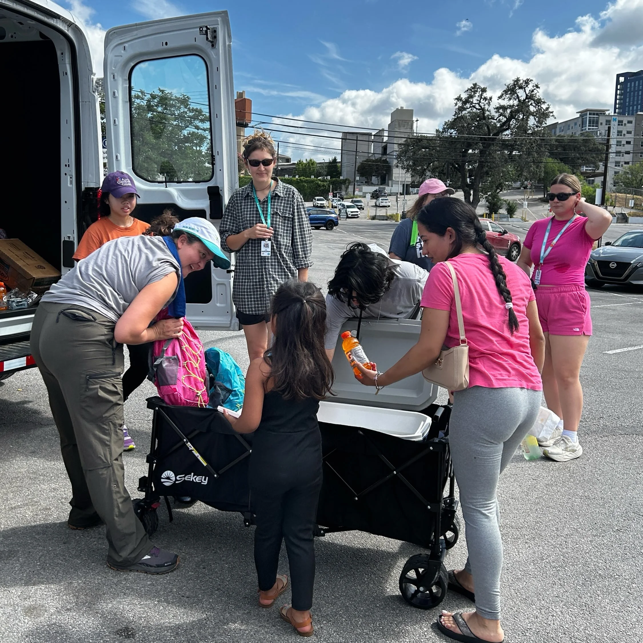 Summers in Austin are an extra-brutal time to be homeless. 🥵 This summer, Sunrise is partnering with @c40cities, @austinpublichealth, Austin Homeless Strategies &amp; Operations and Austin Climate Action &amp; Resilience to study the effects of extr