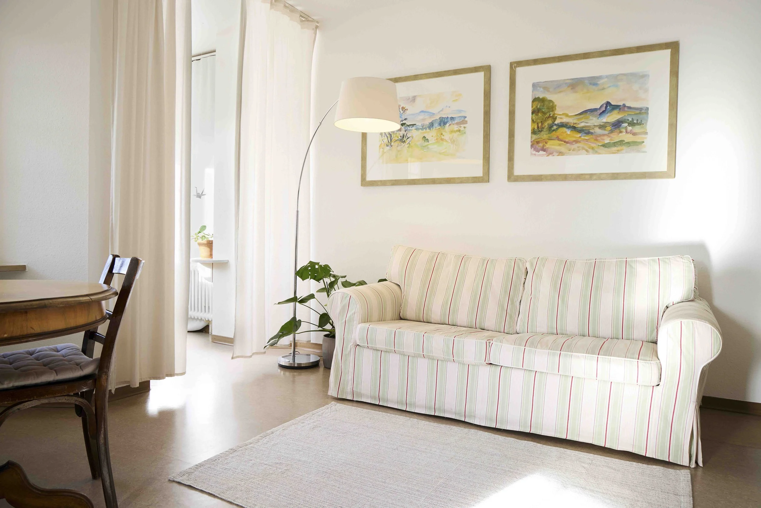Schloss Blumenfeld Zimmer_Lukas Rübenacker_31.jpg