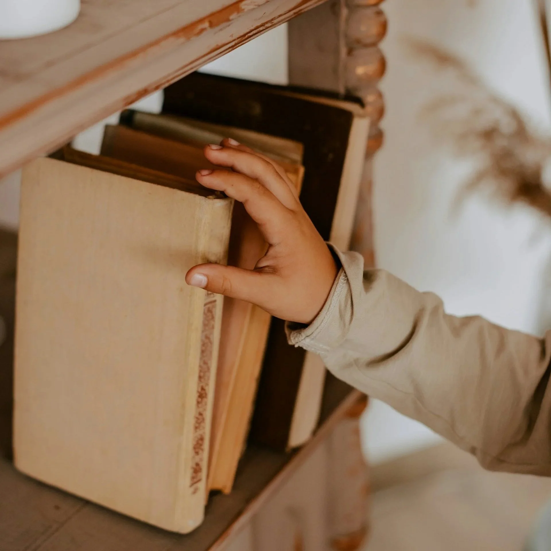 The Best Books for Child Anxiety and Behavior Problems (Organized by Age)