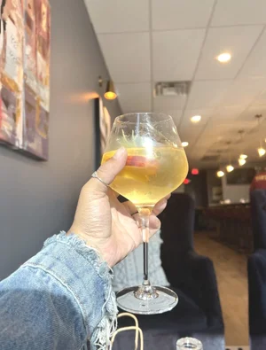 Wine 210 photo