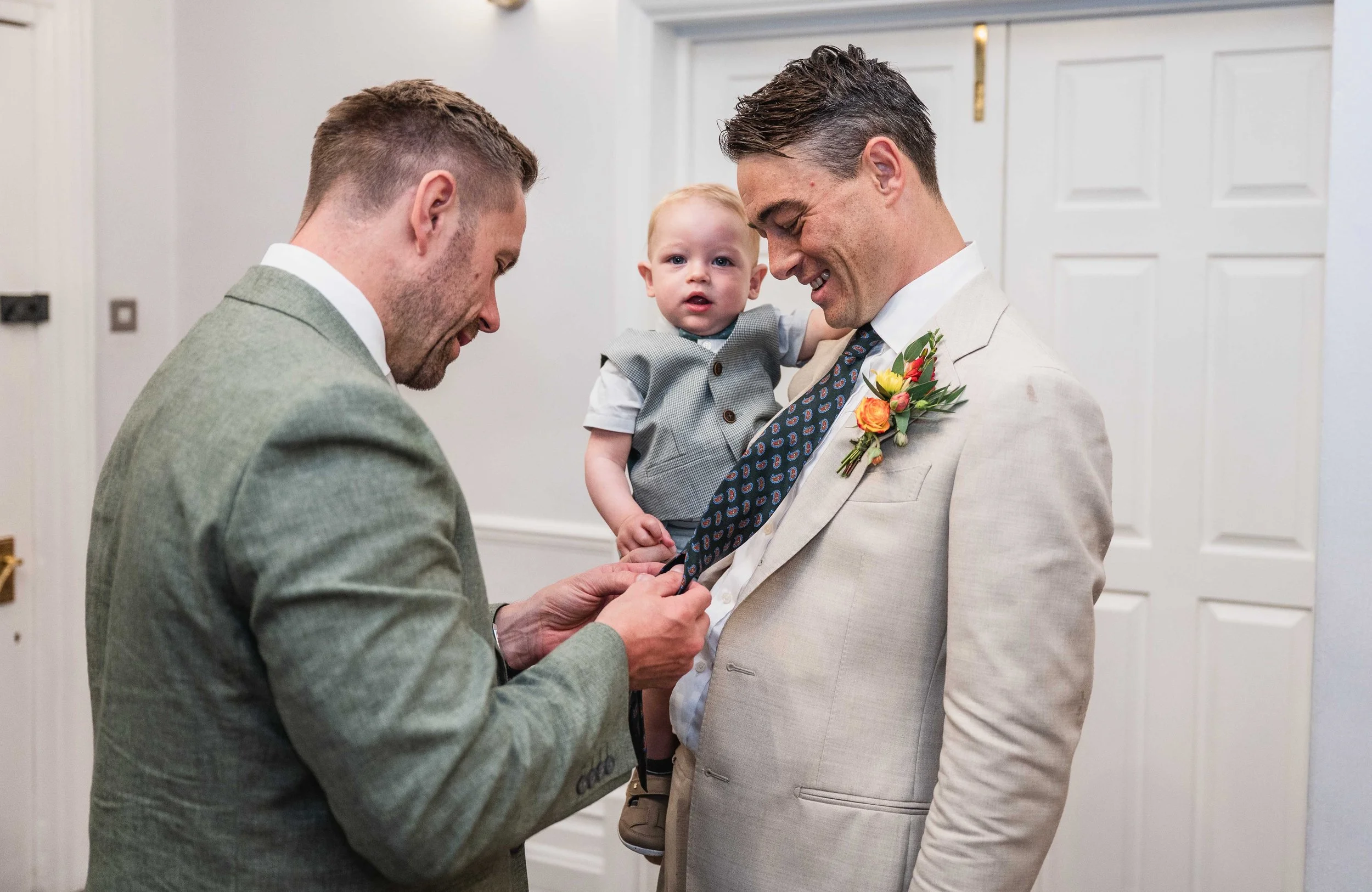 Peach wedding photography | Camberwell House | The Talbot | Brockley