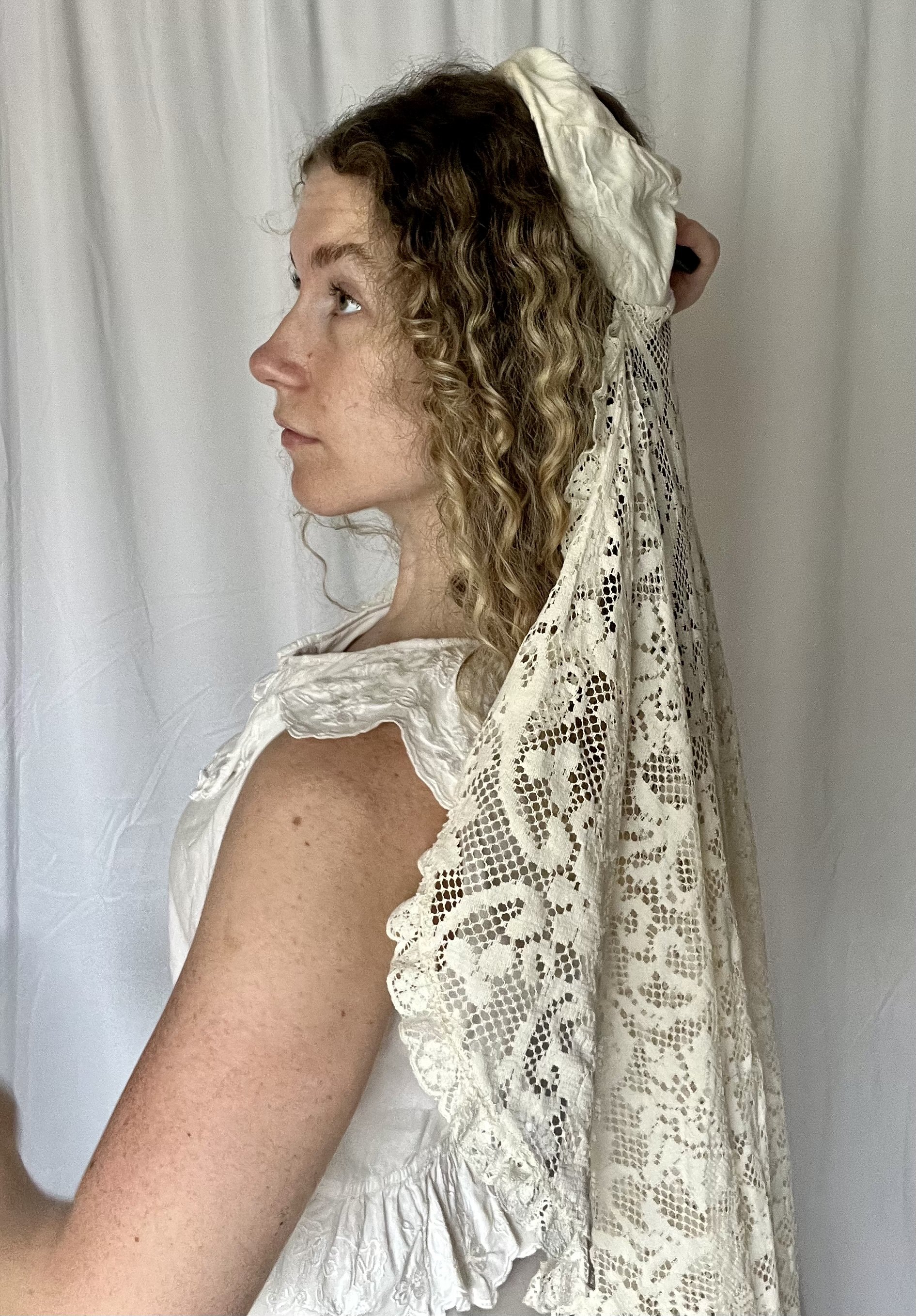 Vintage Floor Length Lace Veil
