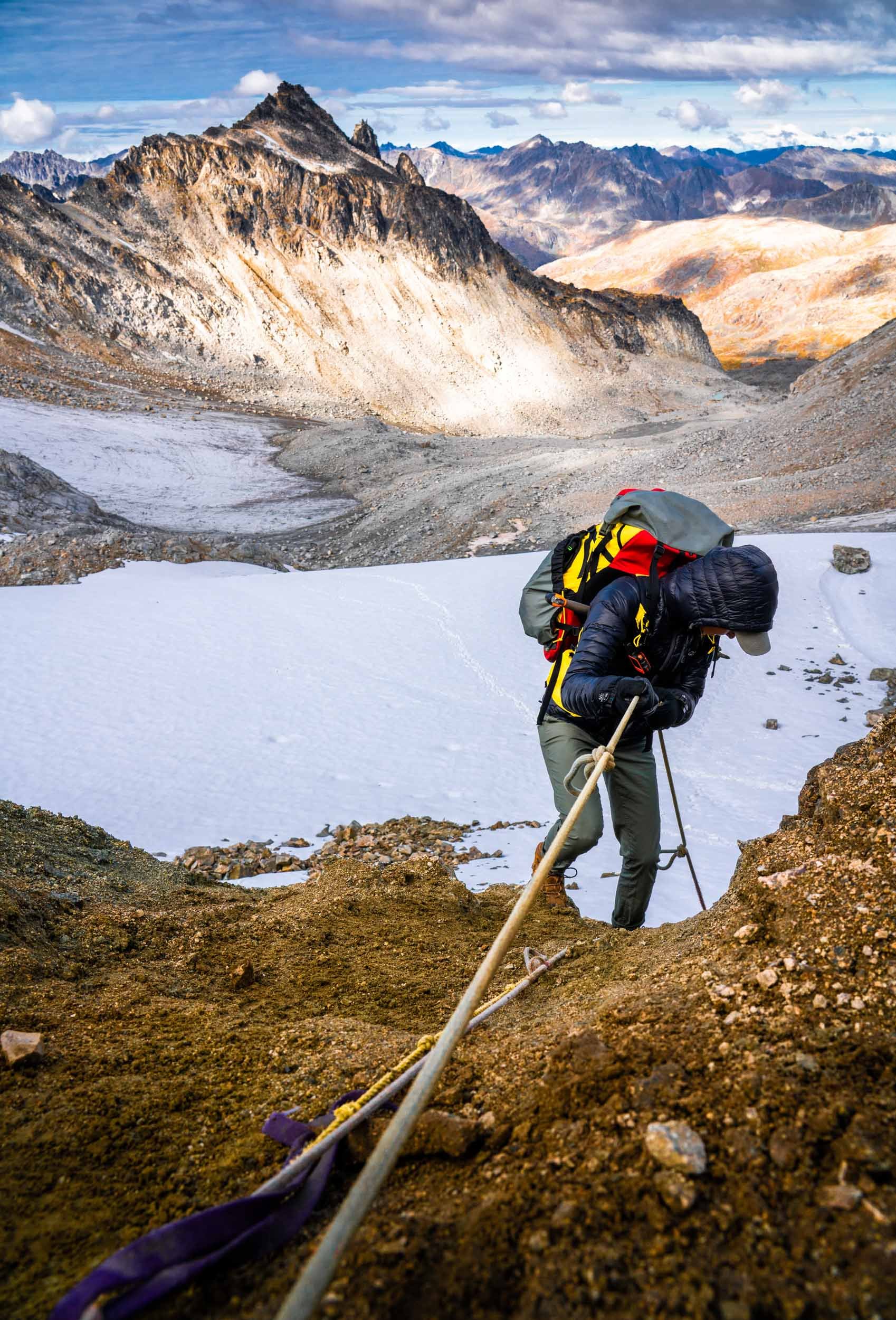 alaska-mint-bomber-traverse-hikers-2.jpg