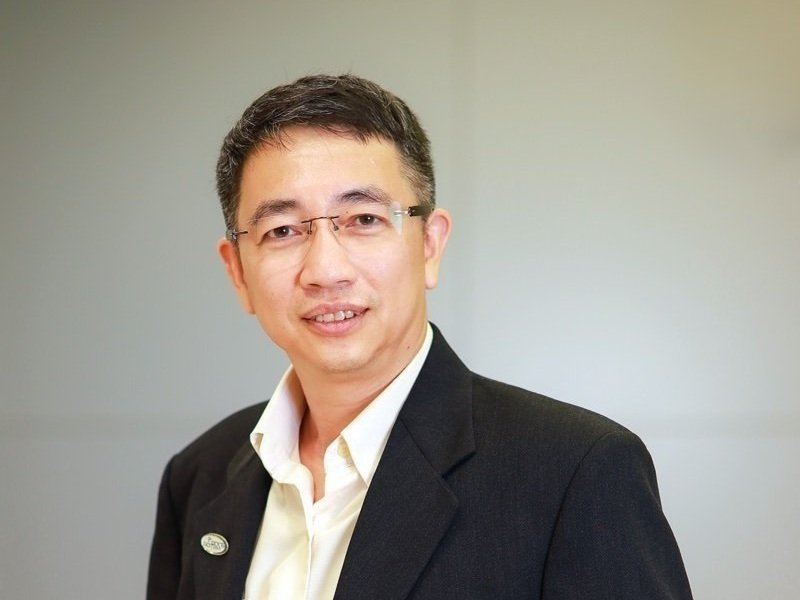 6.ดร.สรวิศ-1.jpg