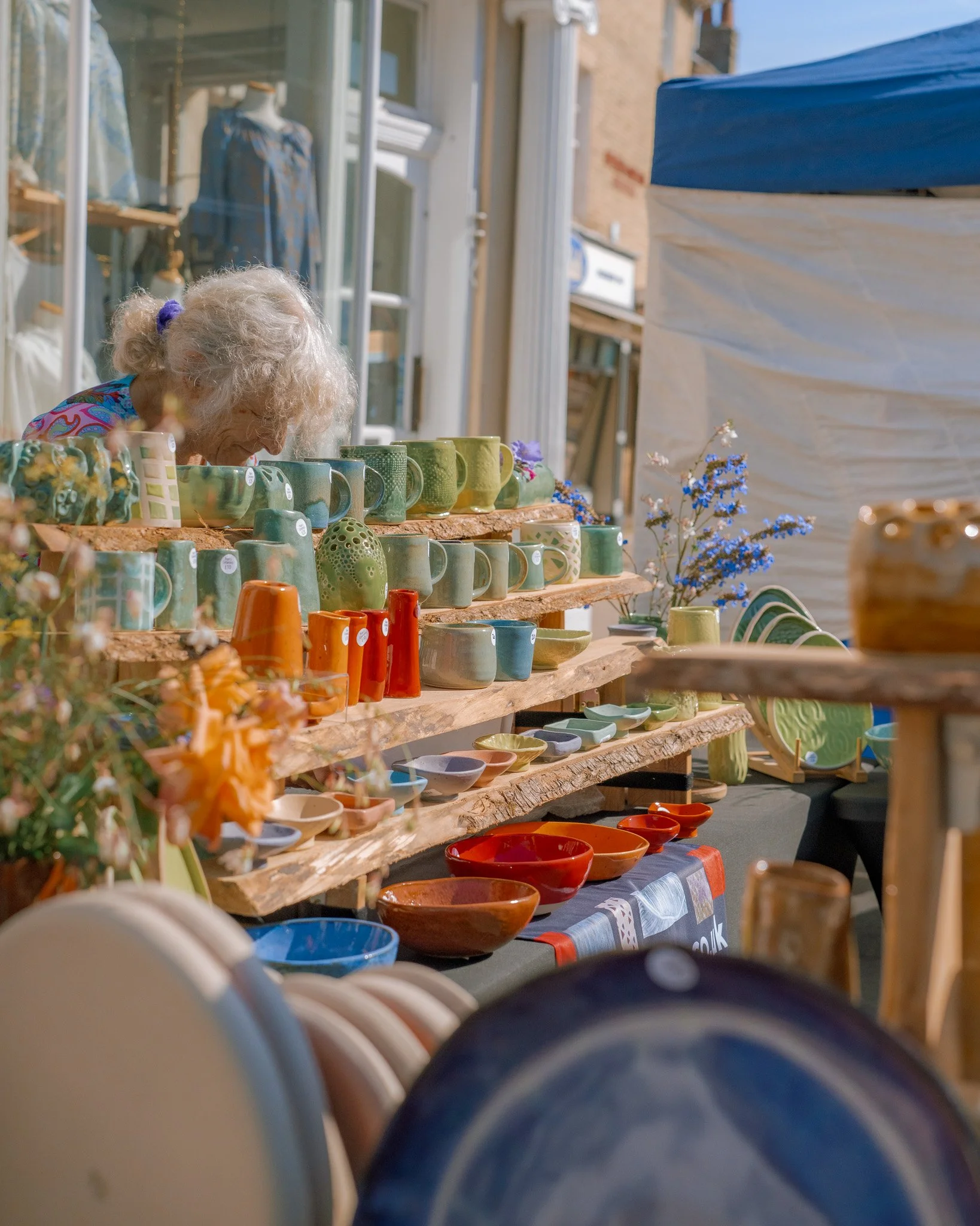 A bit drop of colour for your FRIDAY 🌈

We will be back THIS SUNDAY with an amazing lineup of makers bringing colour, good vibes and an occasion hint of Autumn.

Here is the lowdown if you&rsquo;re new here.

The market showcases the very best local