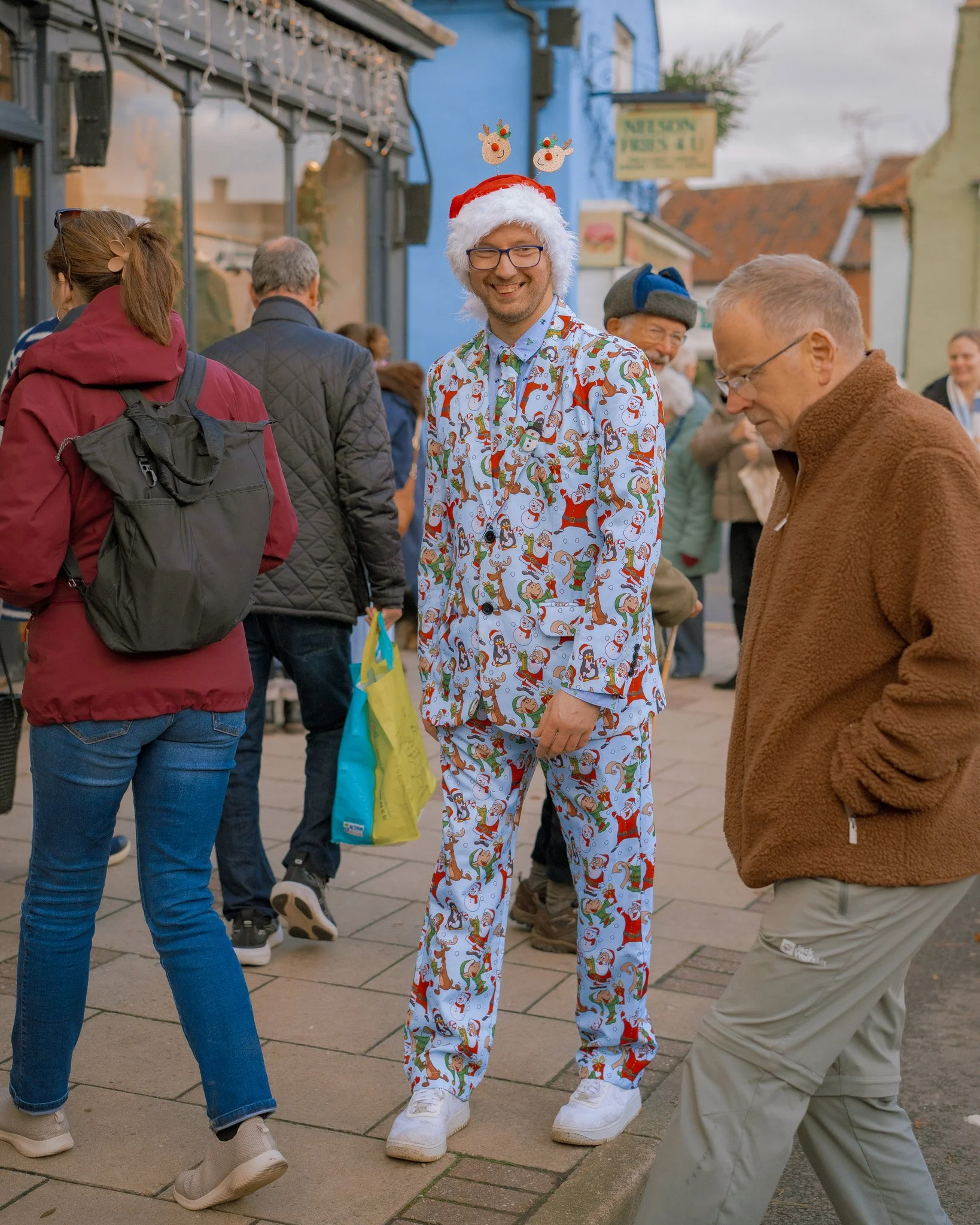 Rich pickings for the market fashion entires from our mid-November bonus knees up! Please, if you can, come to the December market in something Christmas themed! 

We're talking novelty glasses as a minimum, glittering headbands, Christmas jumpers, r