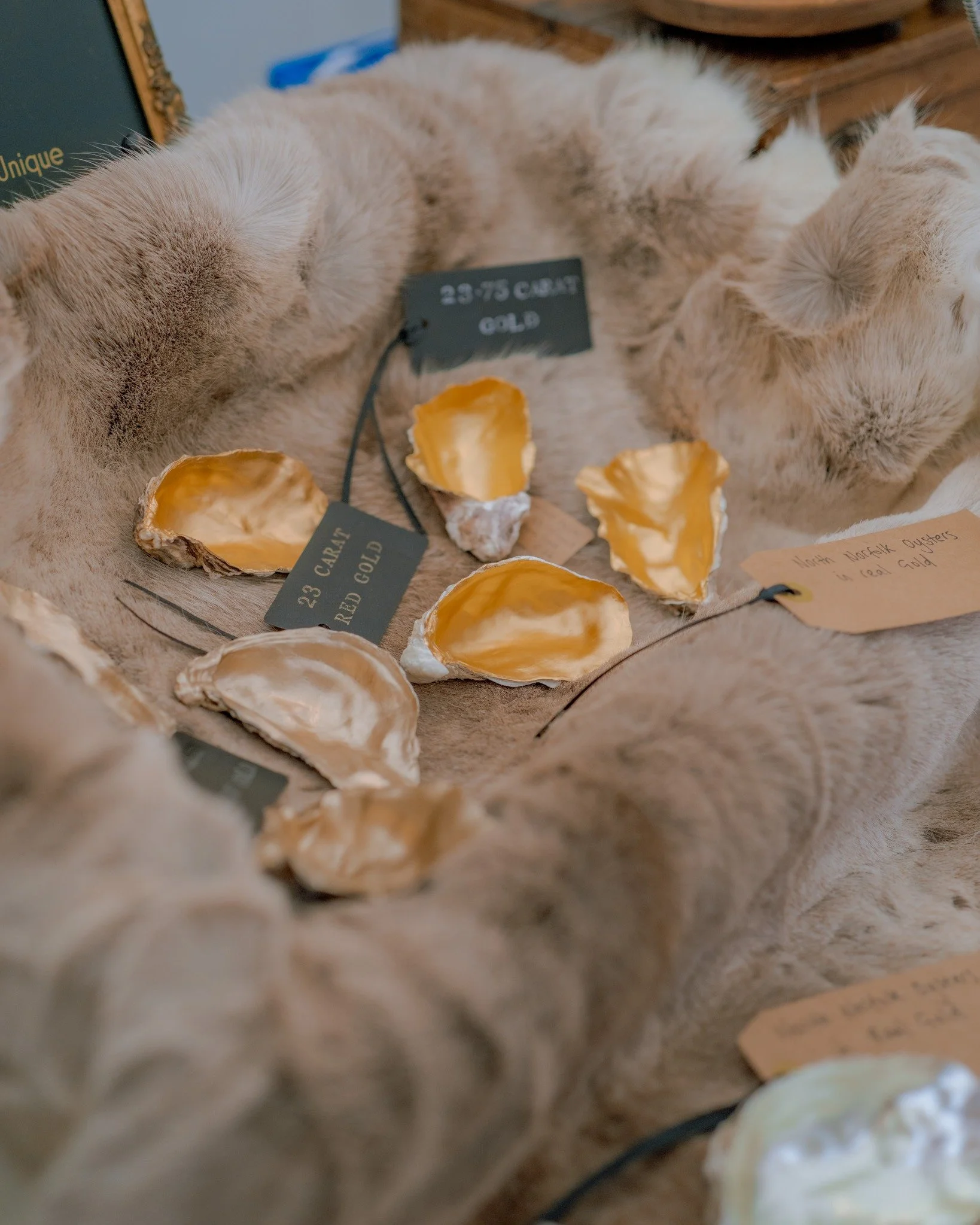 WELCOME BACK
@jogreen_gildingandrestoration 

Jo first joined us for our 2025 Christmas market and we are absolutely delighted to have her back with her beautiful, characterful objects.

Working across gilding and restoration, Jo&rsquo;s pieces have 