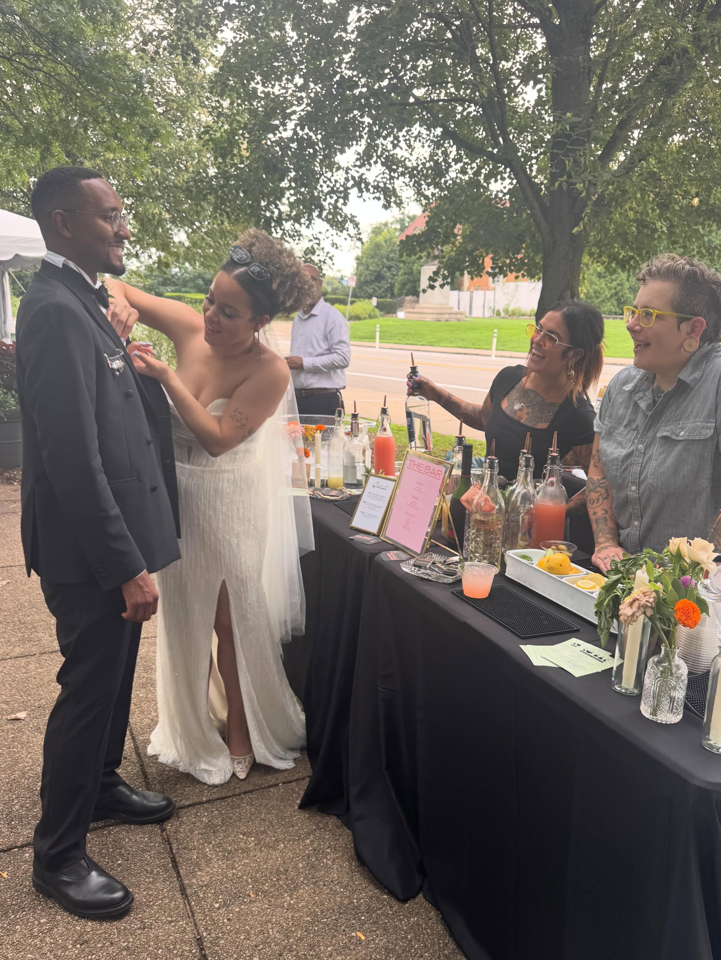 Congratulations Noa + Tyler!!! 💕🥂🖤 Thank you so much for having us be a part of your special day! We love you both, what a beautiful celebration. Cheers! ✨

@schenleyparkvisitorcenter 
@noadenmon  @_havinthangs_ 
@blackradishpgh