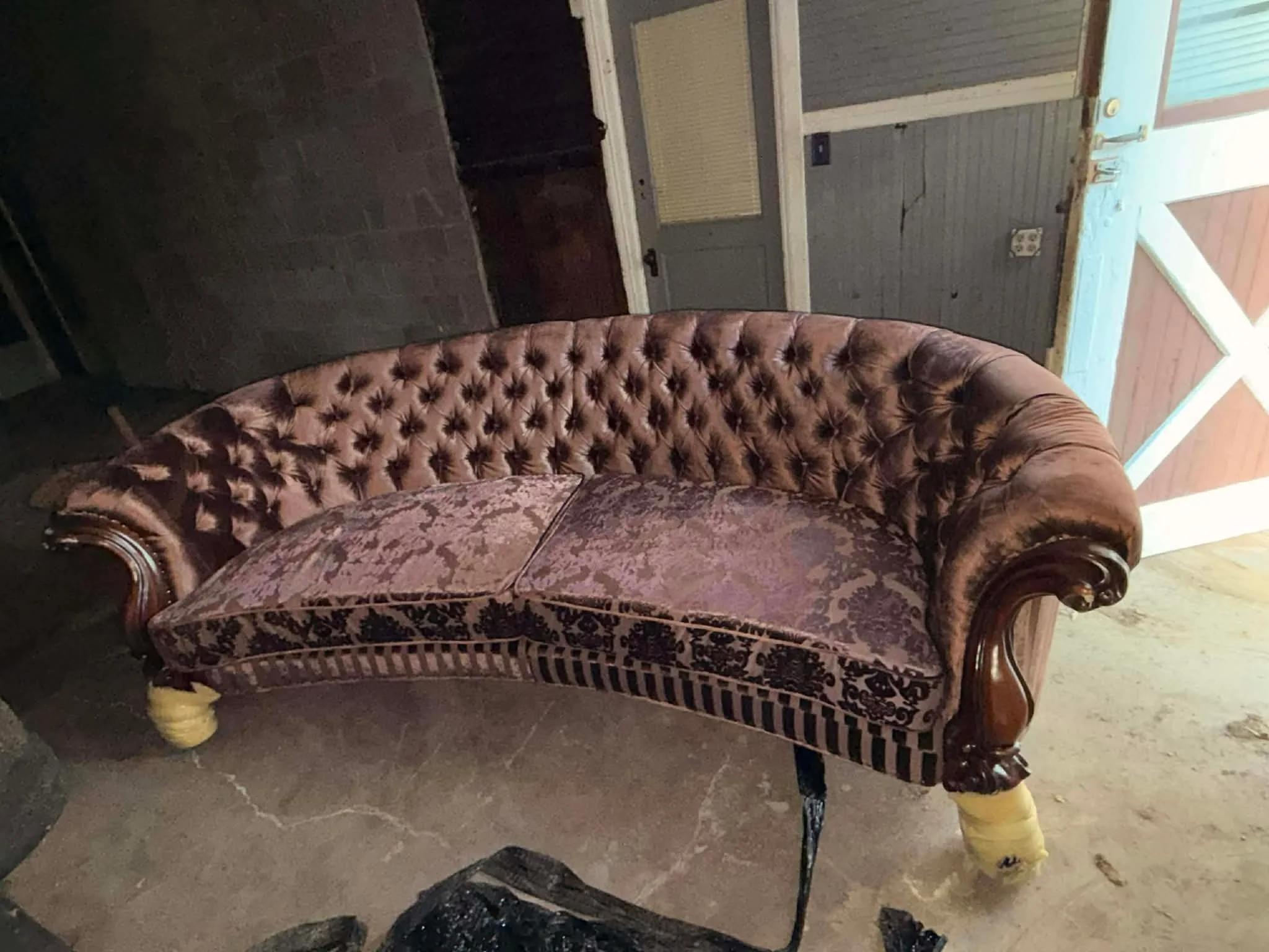 Mauve Curved Sofa 9' Wide - $250 (new photo coming soon, legs wrapped for protection)