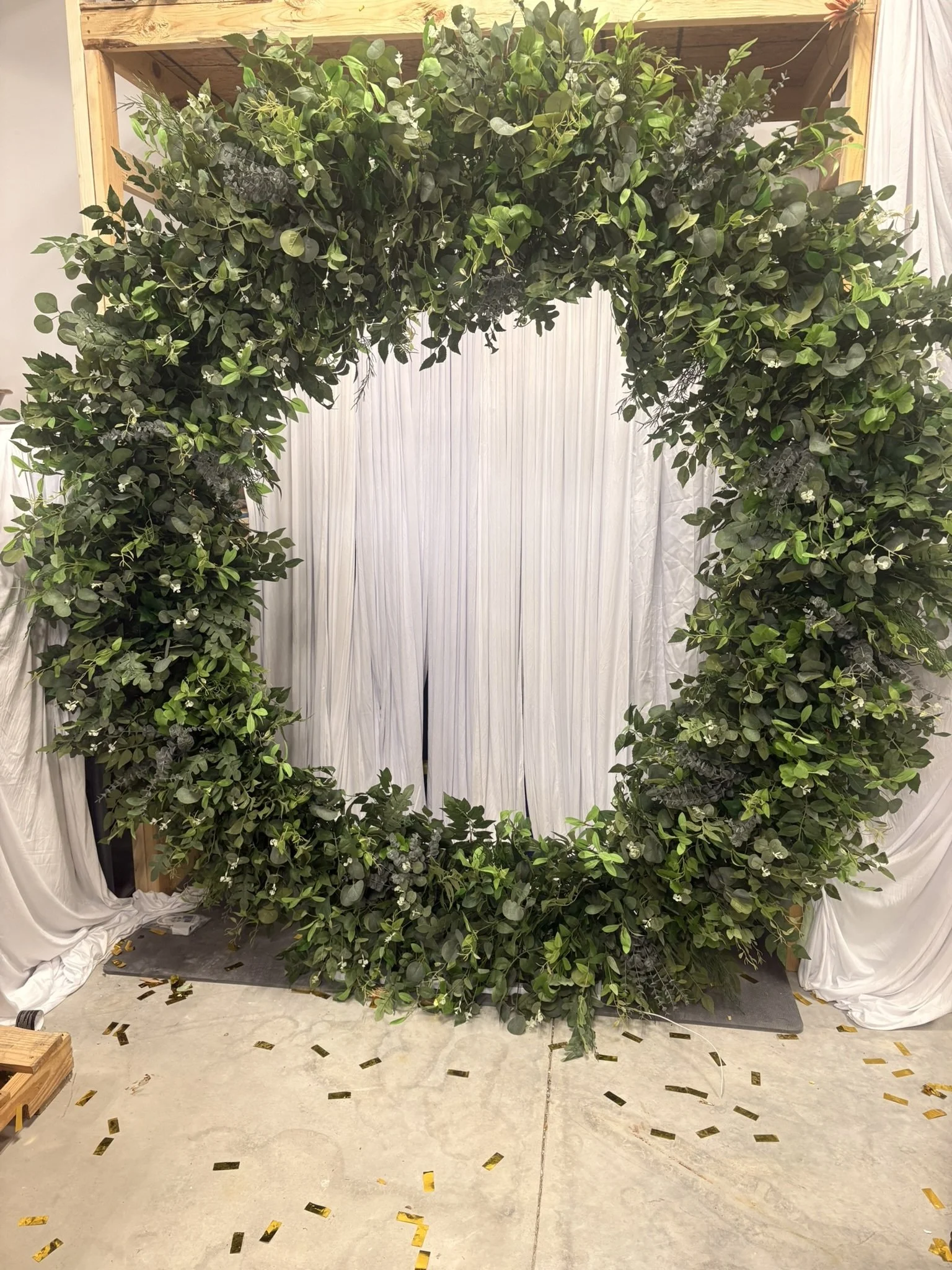 Greenery Moongate
