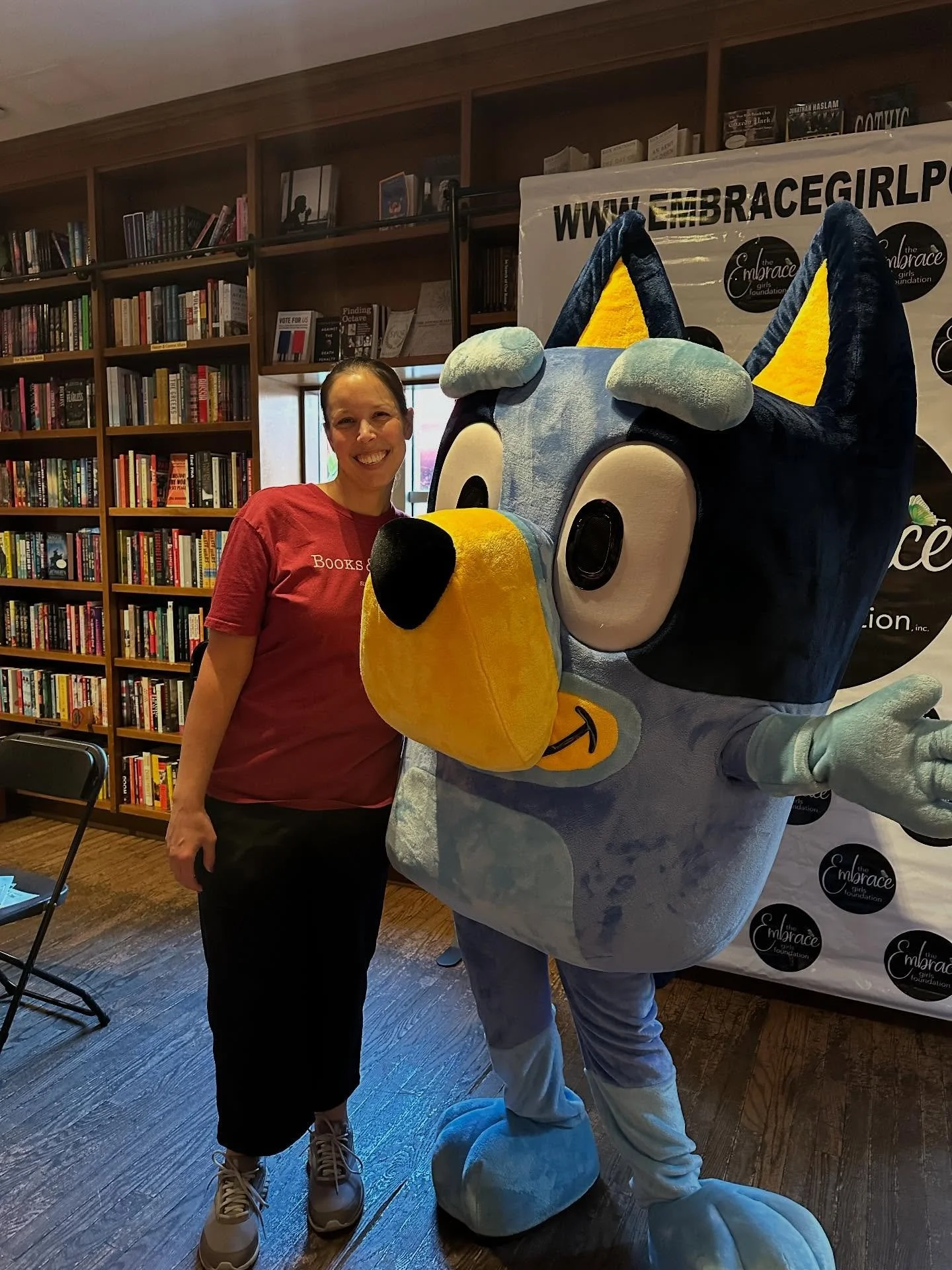 I wish every Saturday work shift started with mascots!