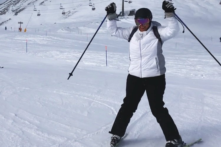 Caroline Clark - skiing.jpg