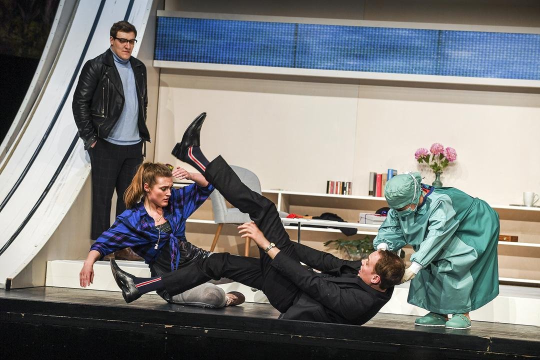 cosi_fan_tutte_a_003_fotosebastianhoppe.jpg
