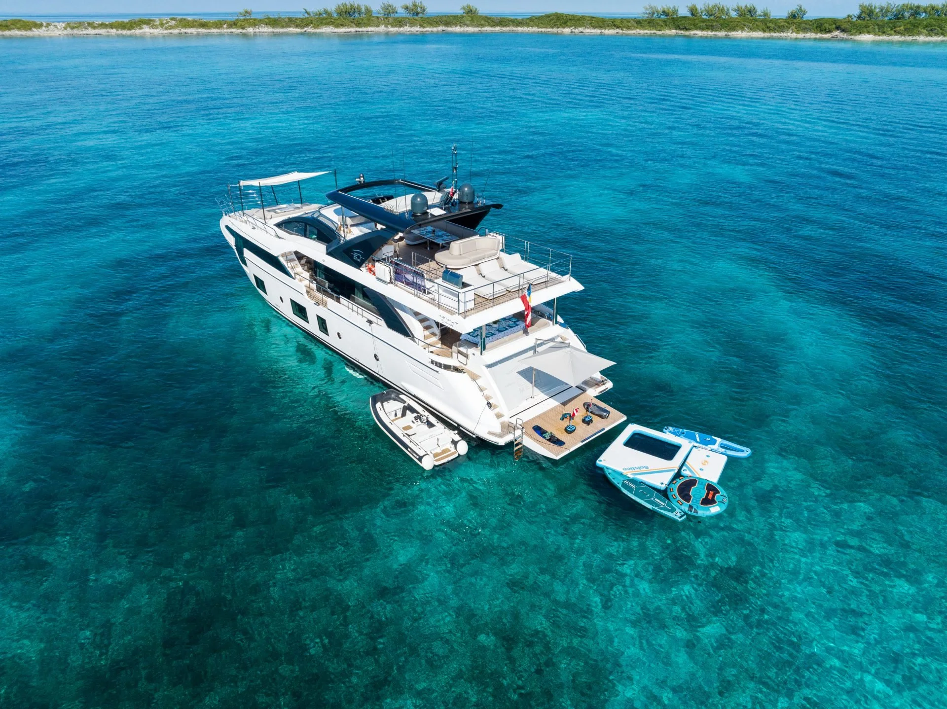 2-88-27m-Azimut-Grande-Compass-Metri-Miami-Nassau-Bimini-Exumas-Day-Term-Multiday-Charters-and-Rentals.jpg