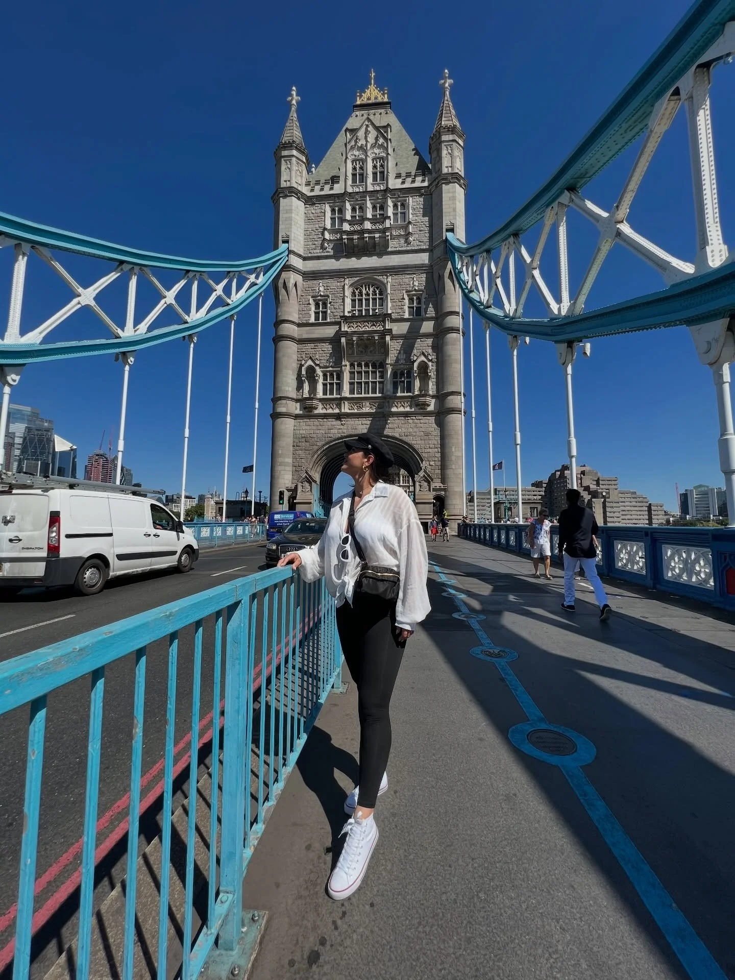 London photo dump 📸 
-food, history, dancing, shopping&hellip; more food&hellip; and a whole lot of fun. 🇬🇧✨ #SYNTTravel #London