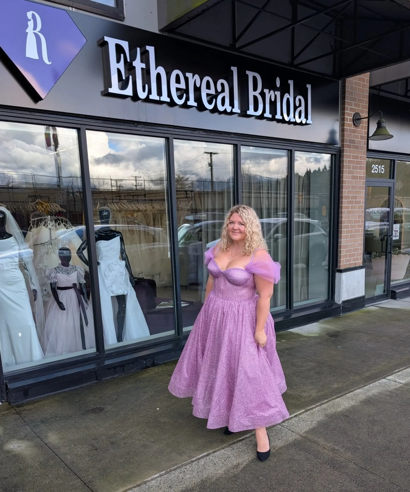 Happy International Women&rsquo;s Day to all the beautiful women out there! 💜

Who are the women that inspire you, support you, and lift you higher?
Tag them in the comments and celebrate them today. 🤍✨