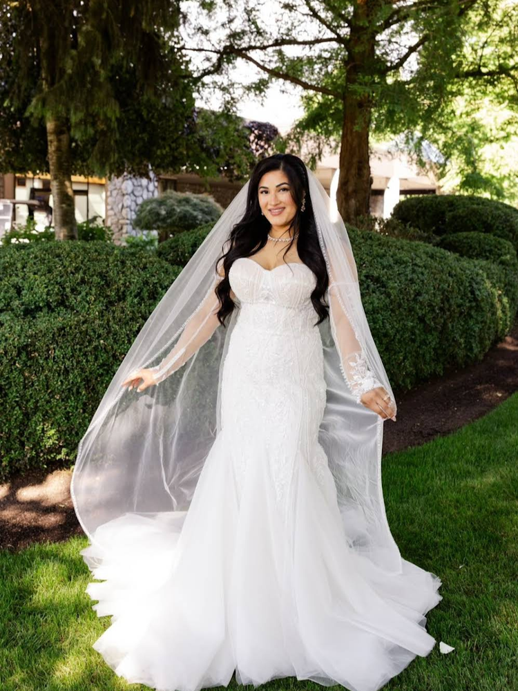 Bride Sabrina in the 5712 gown by Maria Anette — Ethereal Bridal