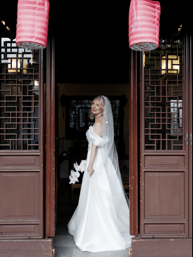 Bride Vera in the Izolda gown by Tatiana Kaplun — Ethereal Bridal