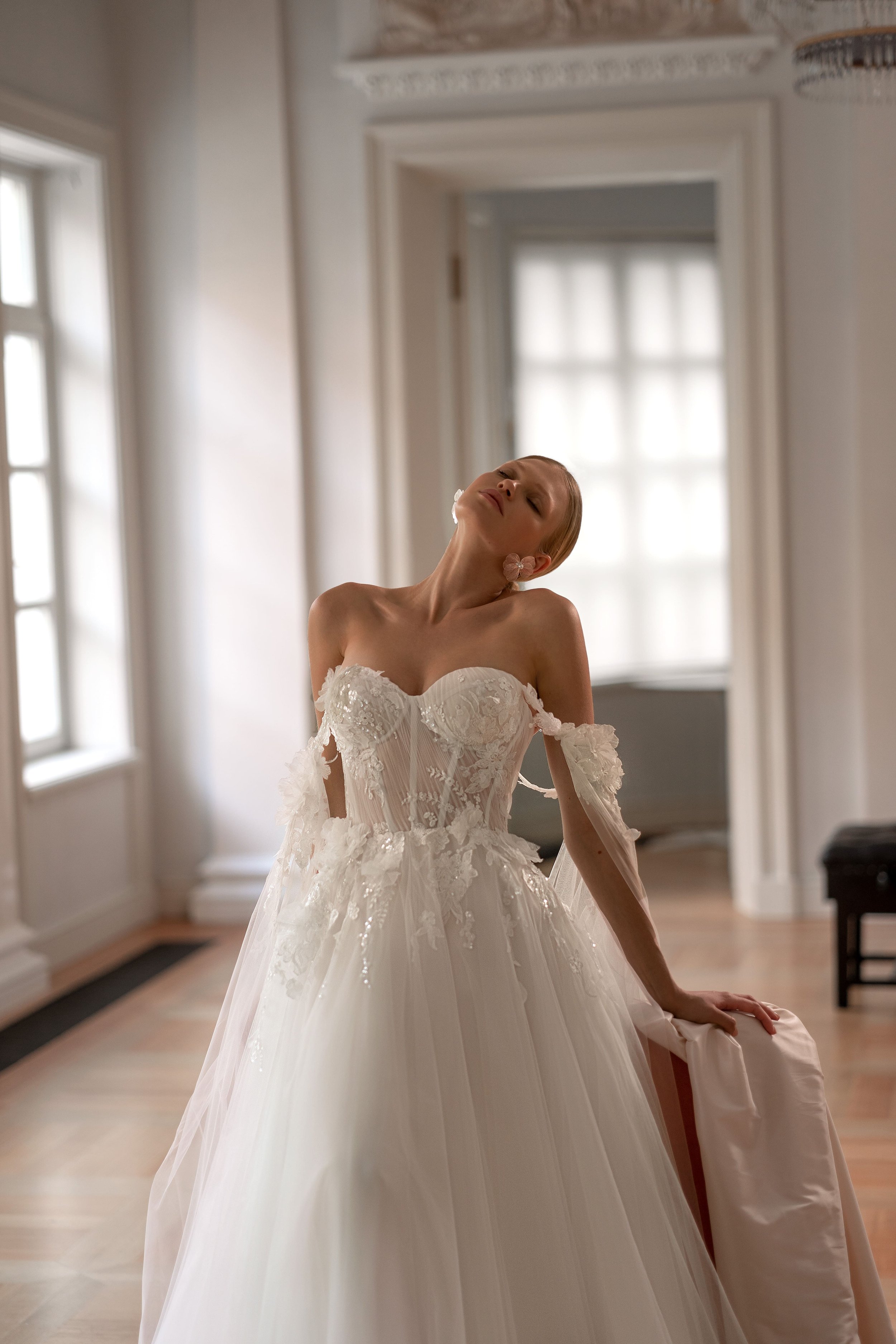 beautiful wedding dress with bridal wings