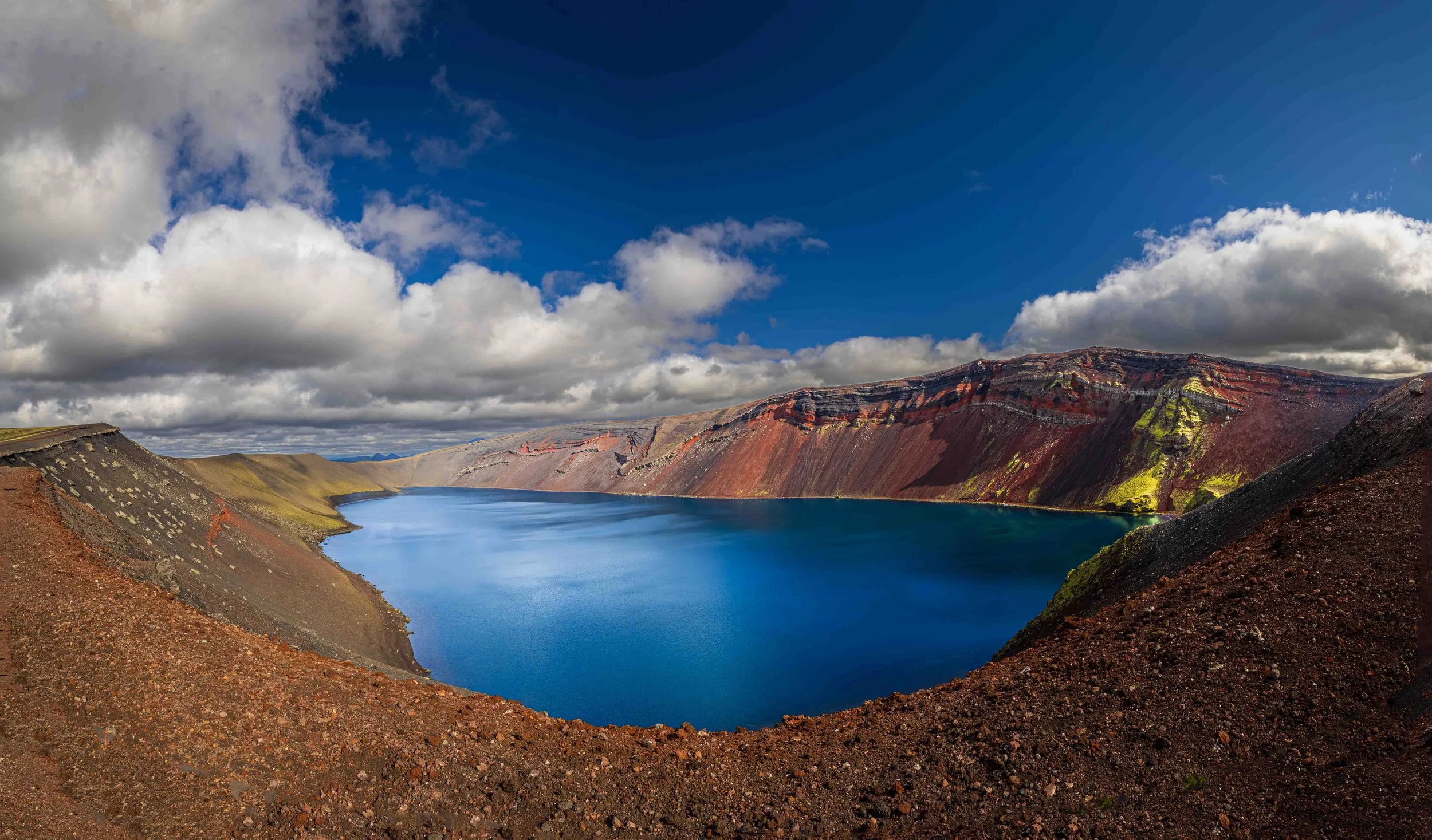 "Old Fire" Hnausapollur, ICELAND 2026.
Red rock. Blue water. The vast, indifferent beauty of Iceland’s interior. No crowd, no noise — just the wind across the crater rim and the strange calm of a landscape shaped by fire.