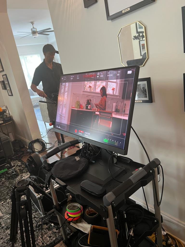 behindthescenes3.jpg