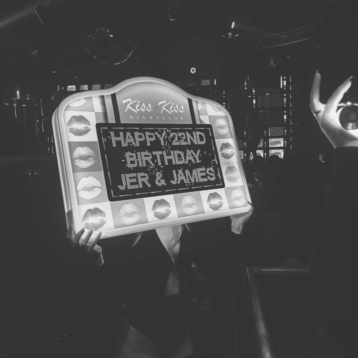 apparently i&rsquo;m 22 now 🥂🎉💋