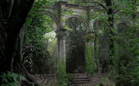 Environment 3- overgrown/crumbling castle