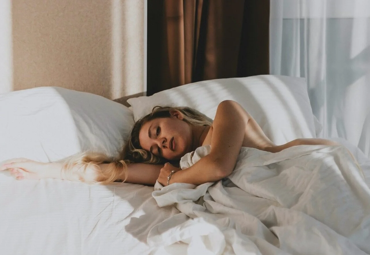 Want to know the secret to the best? 😴 Head over to enlauv.com to find out! 🖤 
#enlauv #sleep #sleephygiene #goodnight