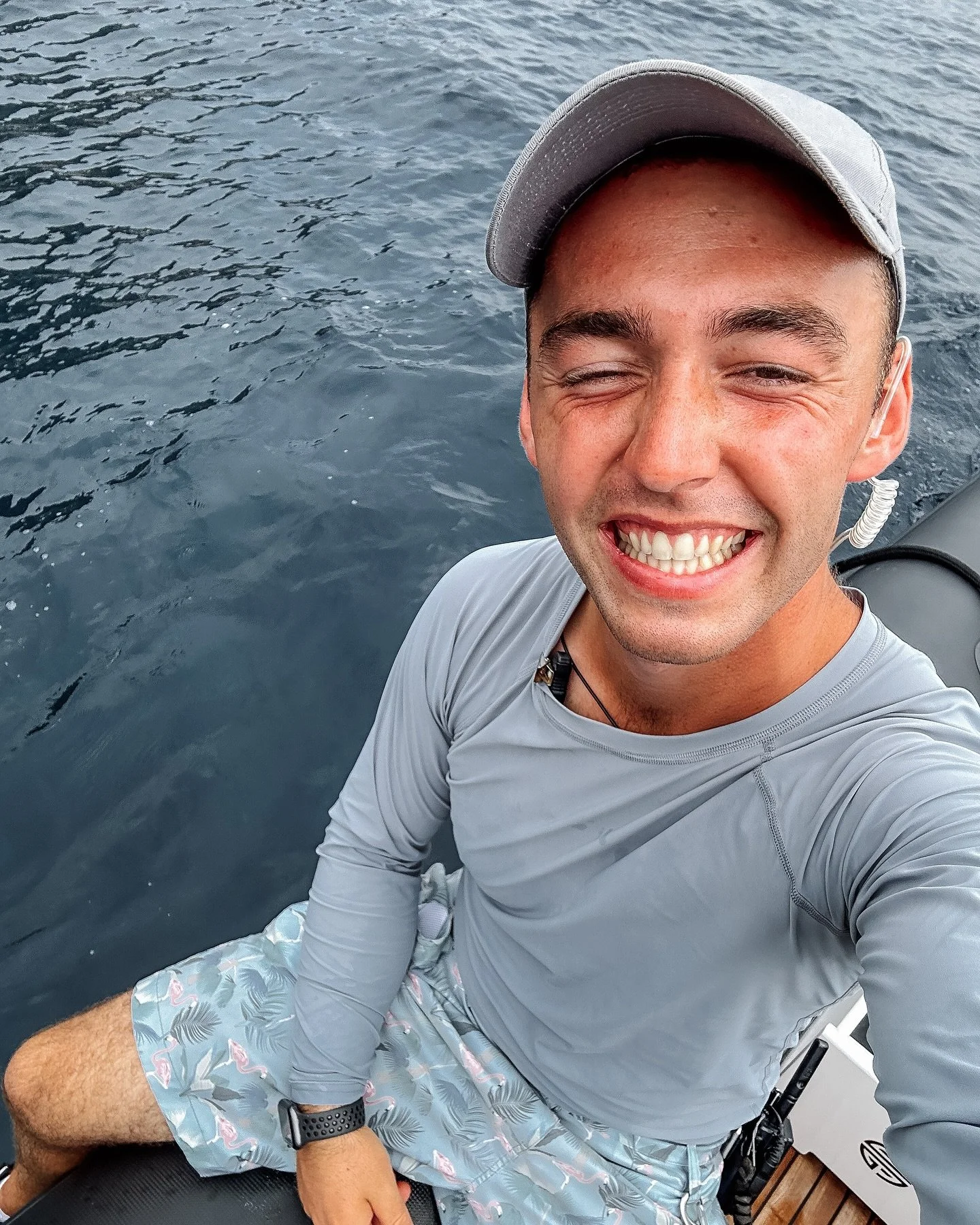 A moment for France, Film, Food and Friends 🫶🏼🇫🇷 Somehow ended up with the greatest group of people to share the last few months in the South of France with.
&bull;
&bull;
#yachting #yachtlife #southoffrance #cotedazur #antibes @crewgrapevine #tr