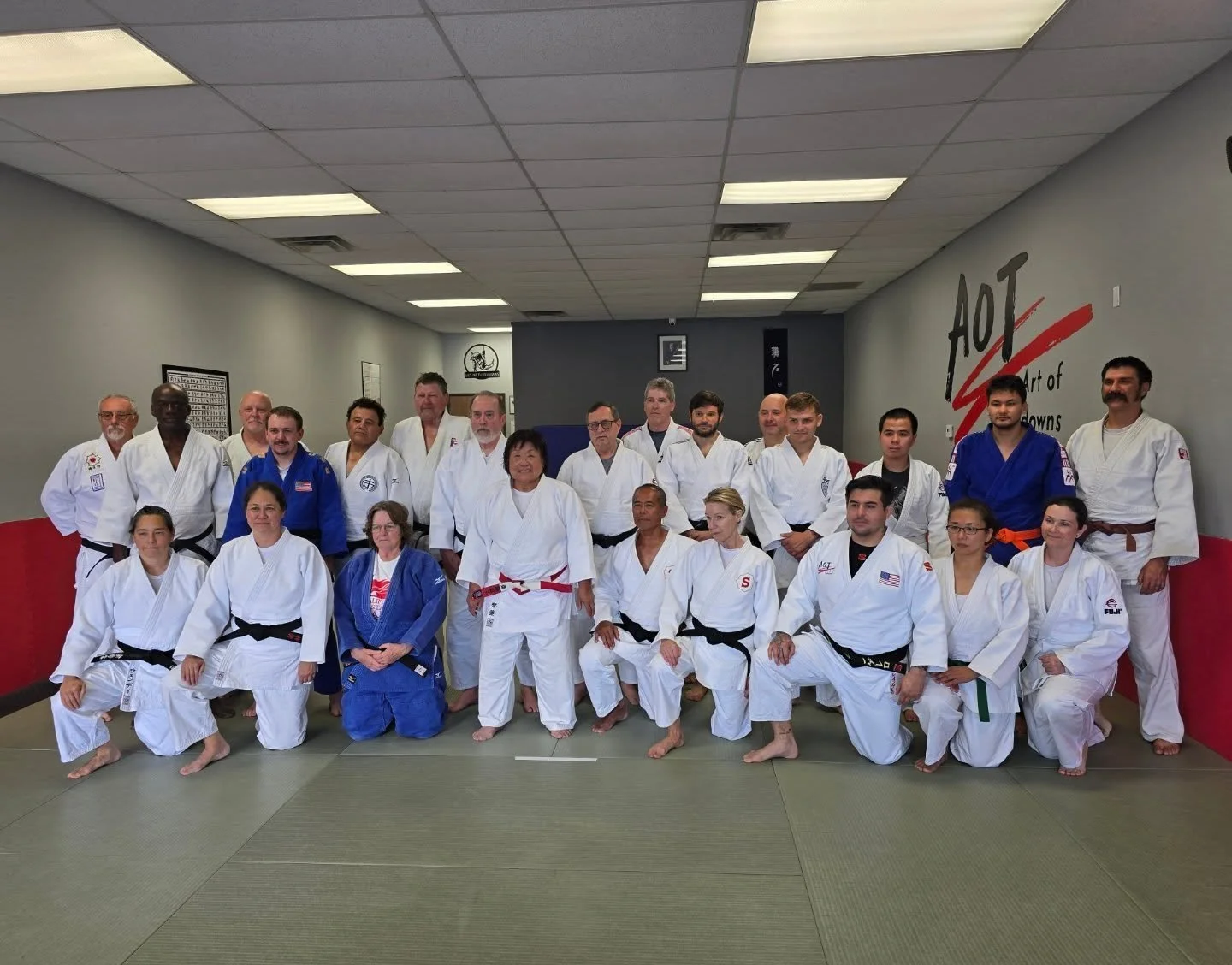 Day 1 of the PSJA Ju no Kata Clinic is underway. Over 30 judoka from clubs across Southern California have come together to train, learn, and share knowledge on the mat.

Great energy, strong participation, and an outstanding opportunity to continue 