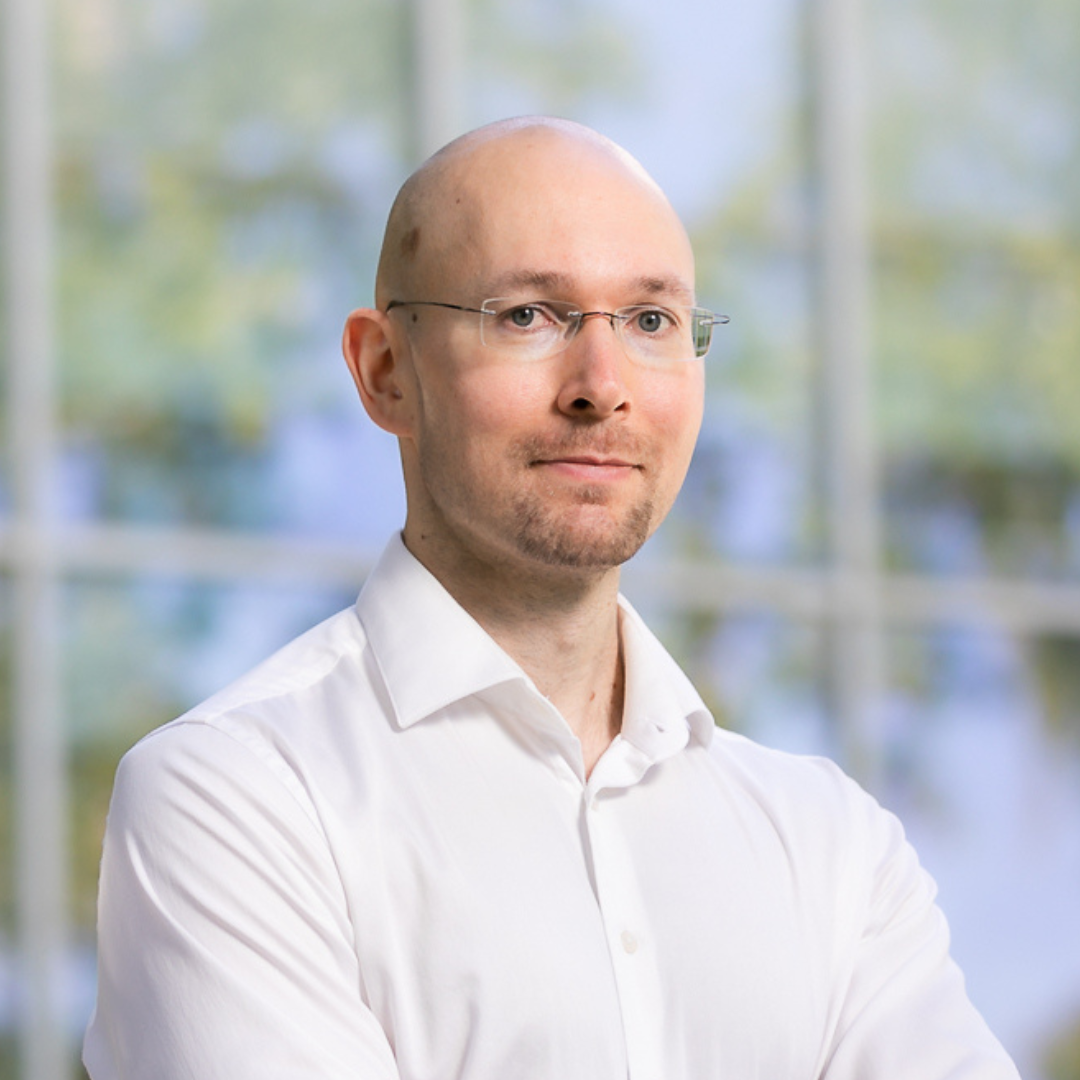 Puhuja Täysii-seminaari