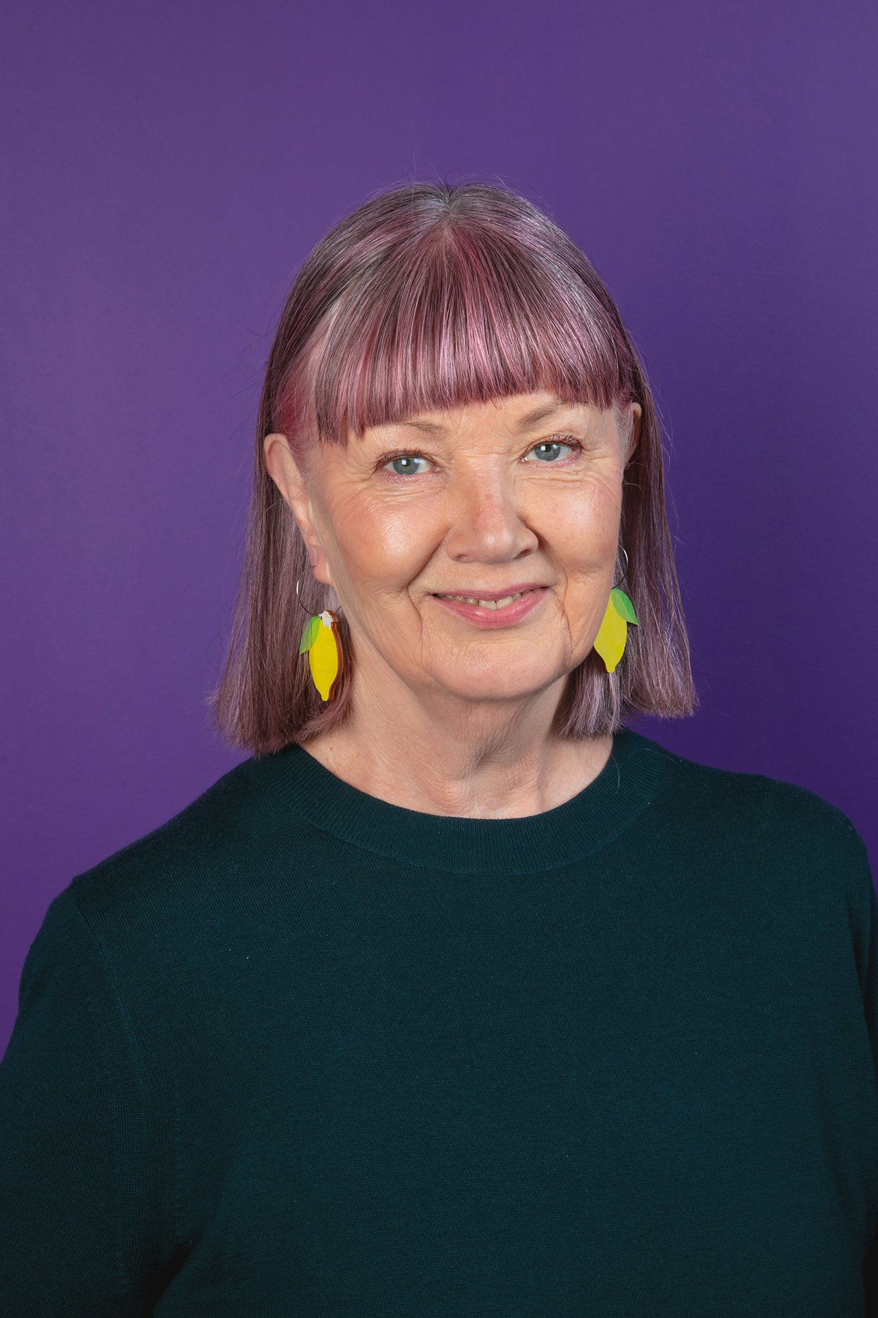 Asennevalmennusta, työpajoja, puheita yritysten tilaisuuksiin