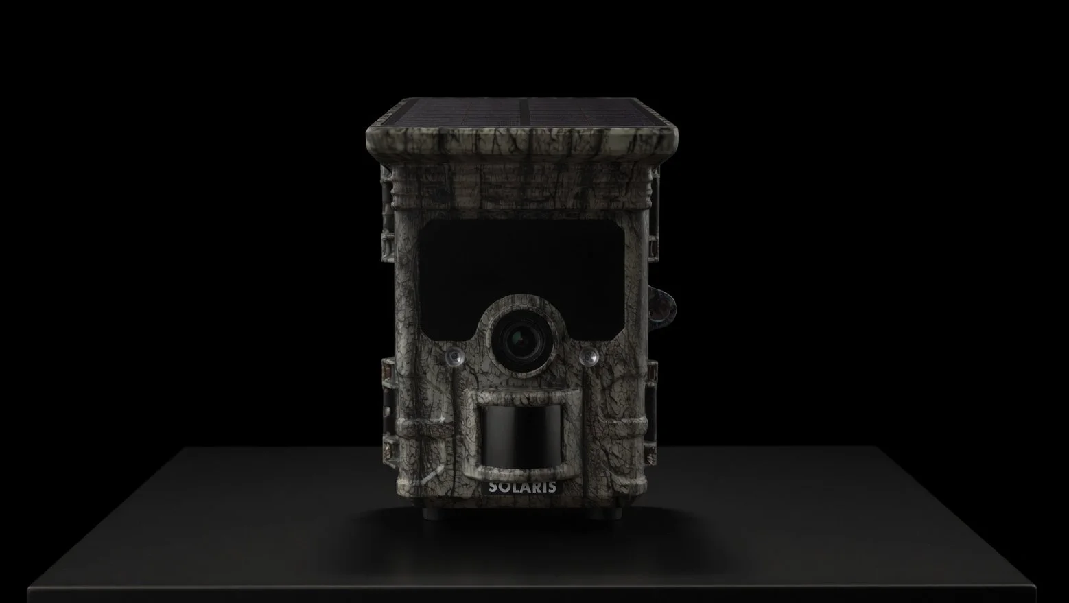 SOLARIS WEAPON 4K PLUS solar-powered trail camera product image