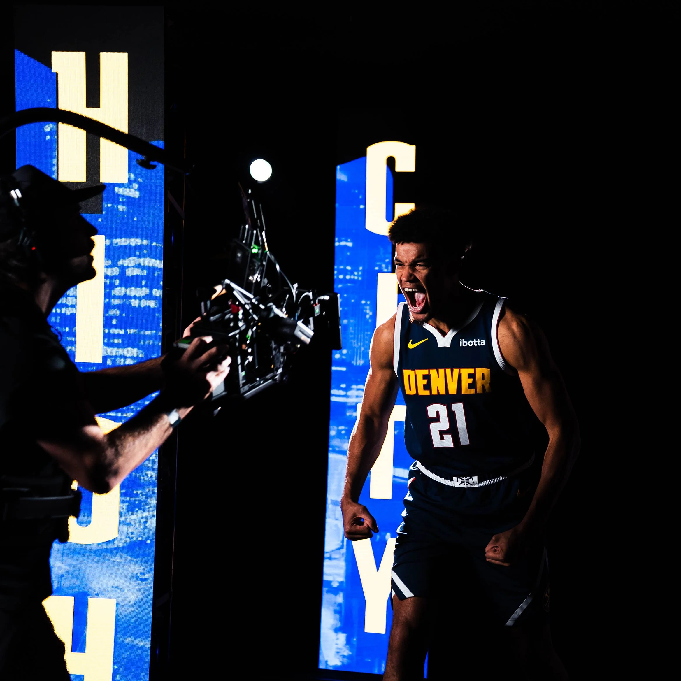 Nuggets_BTS_01.jpg