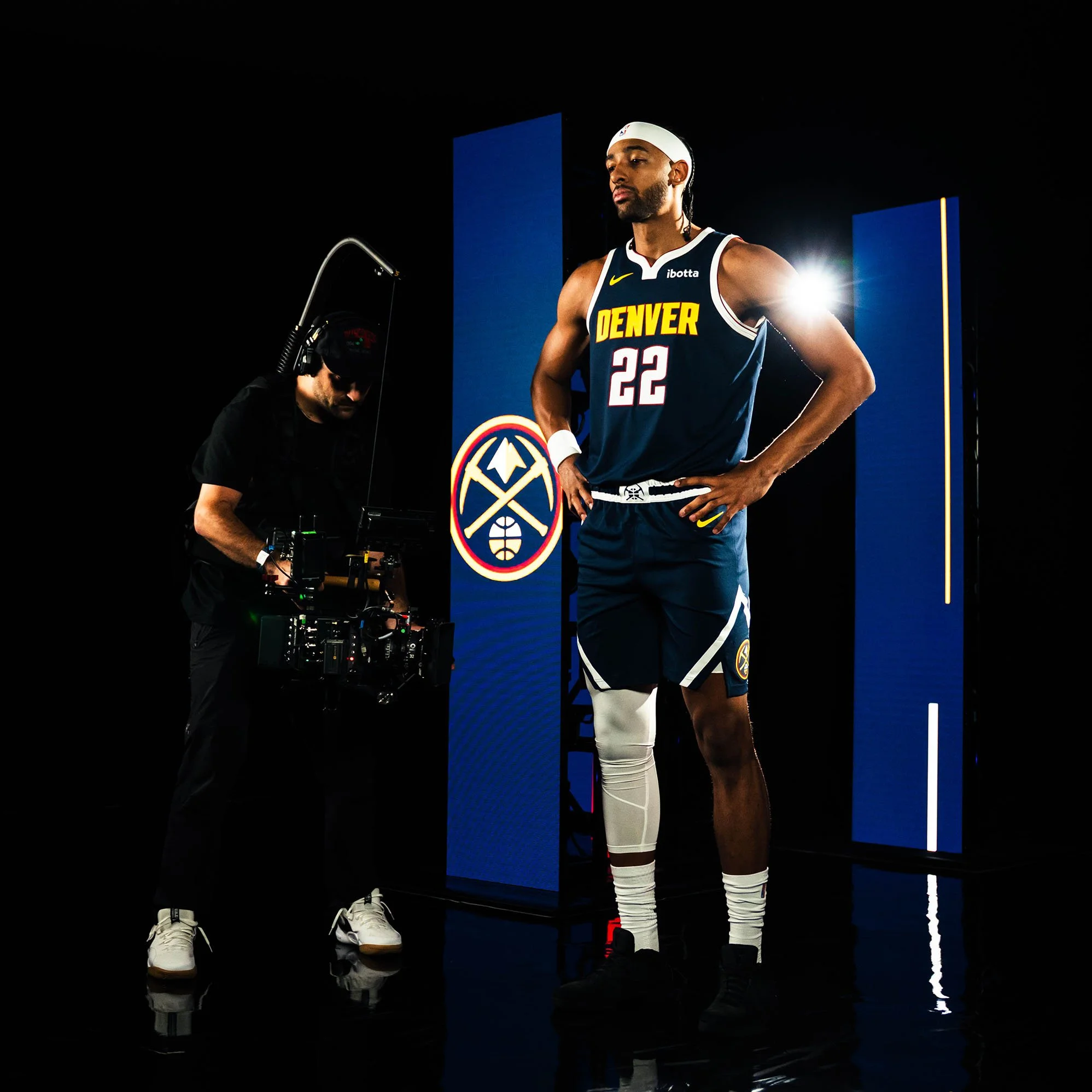 Nuggets_BTS_03.jpg