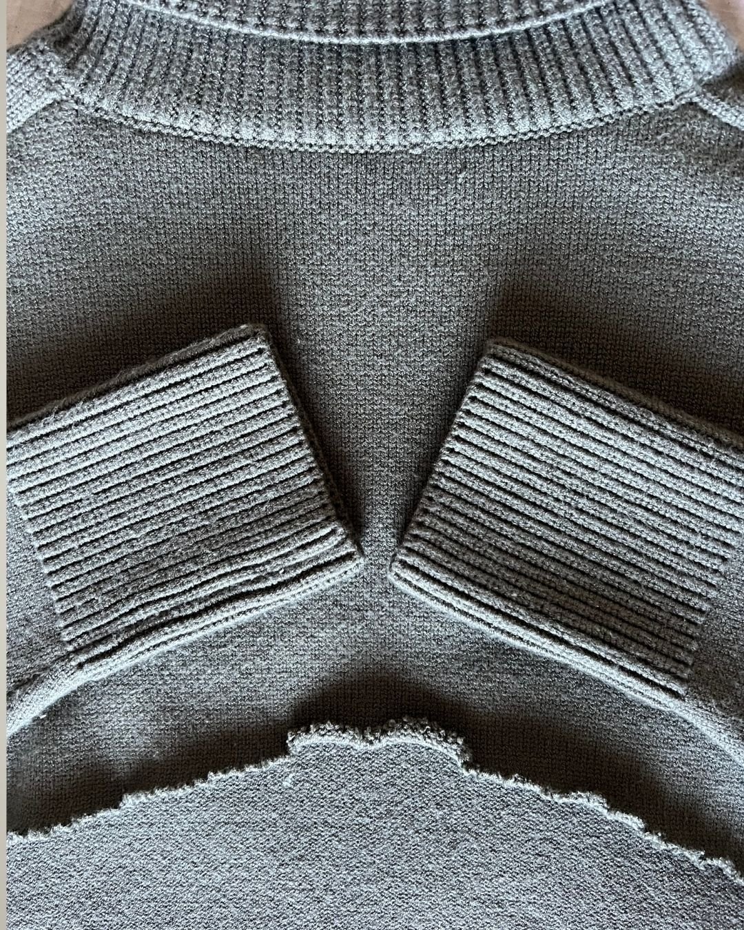 zara-cropped-turtleneck-3.jpg